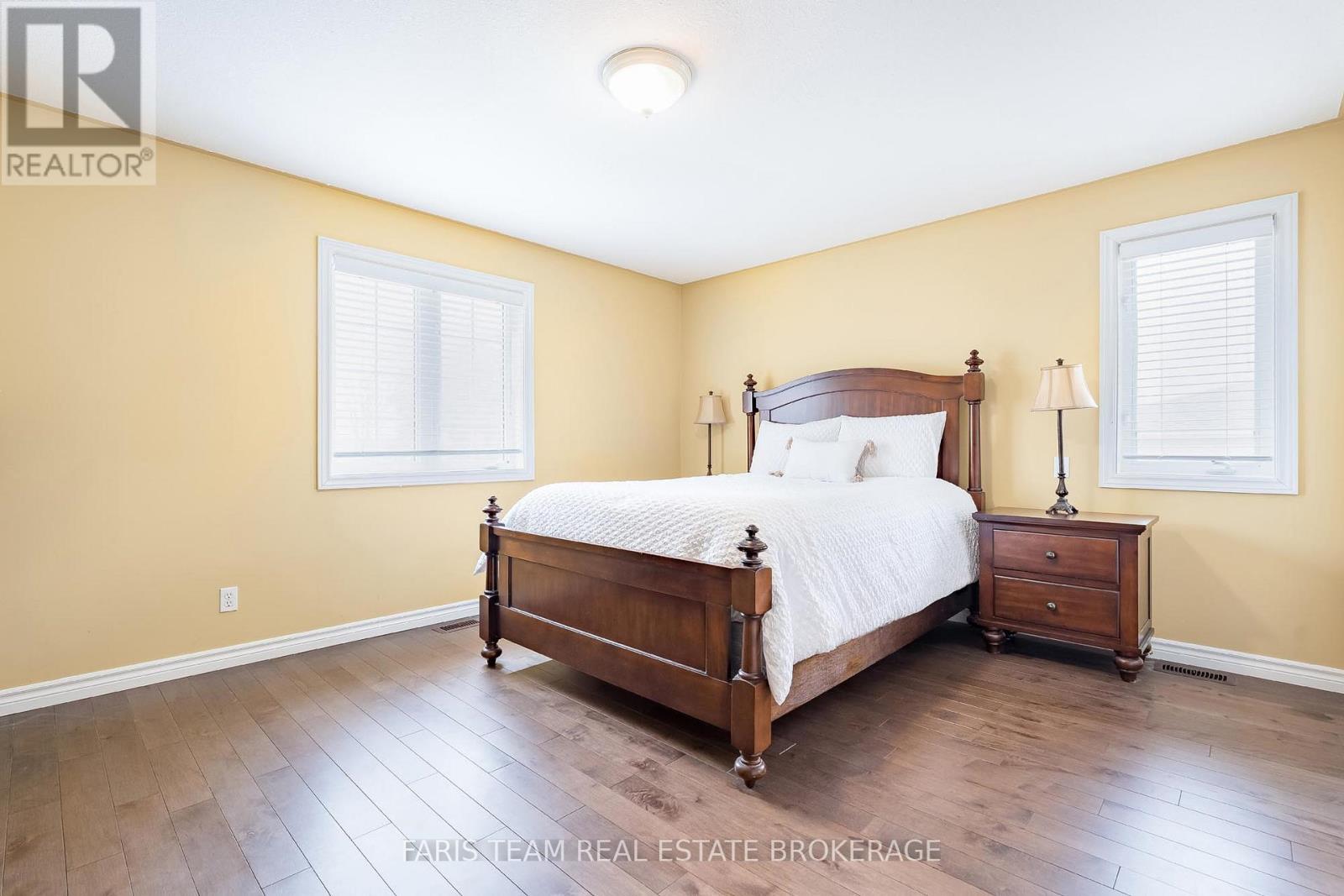 704 Trinity Street, Innisfil, Ontario  L9S 2G8 - Photo 17 - N13148492