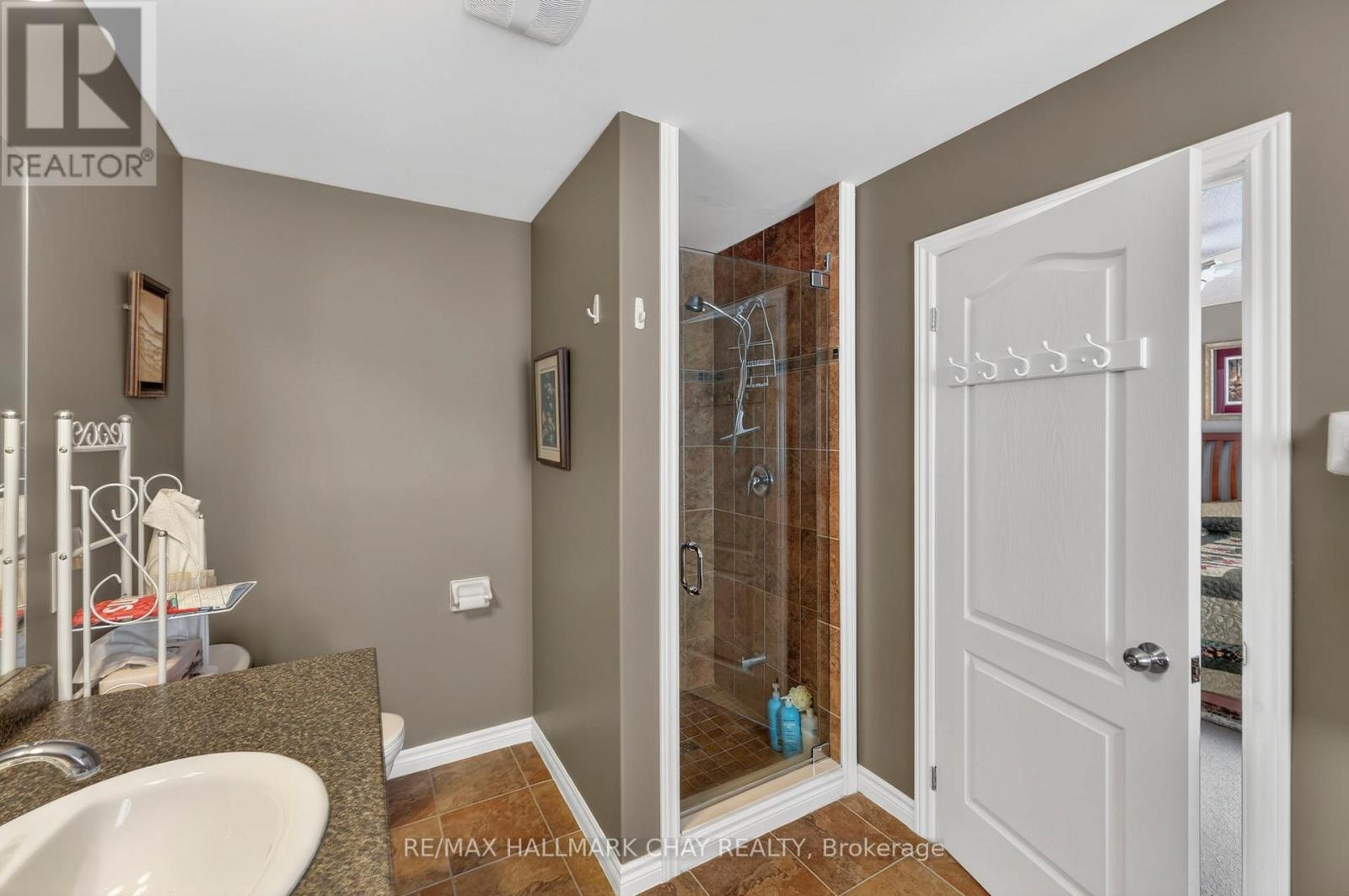 16 Sheppard Drive, Tay (Victoria Harbour), Ontario  L0K 2A0 - Photo 17 - S13148460
