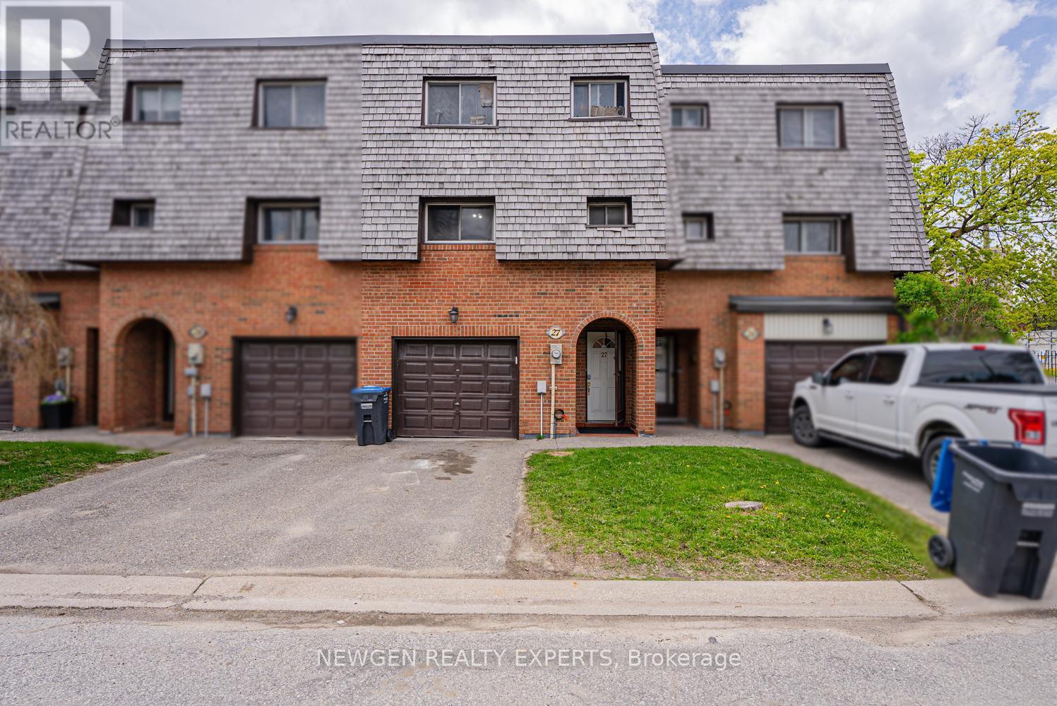 27 BRIAR PATH, Brampton, Ontario
