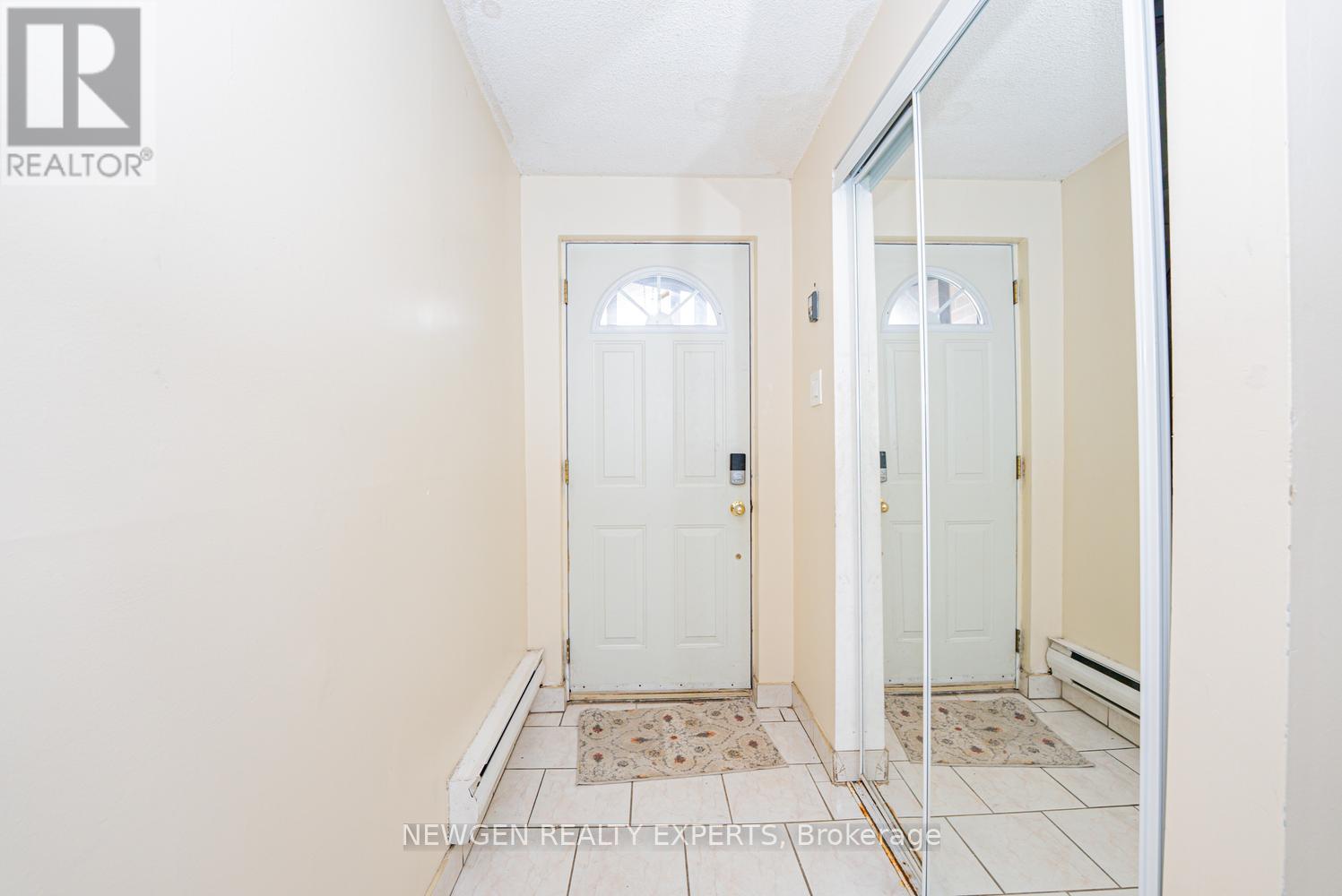 27 Briar Path, Brampton, Ontario L6T 2A2 - Photo 7 - W13148120