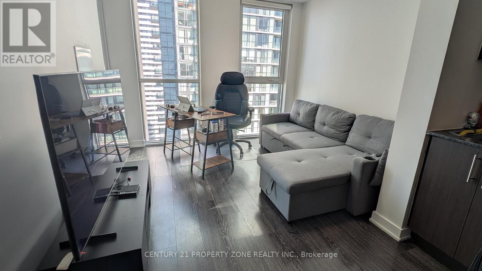 2316 - 4055 Parkside Village Drive, Mississauga, Ontario  M5B 0K8 - Photo 3 - W13148182
