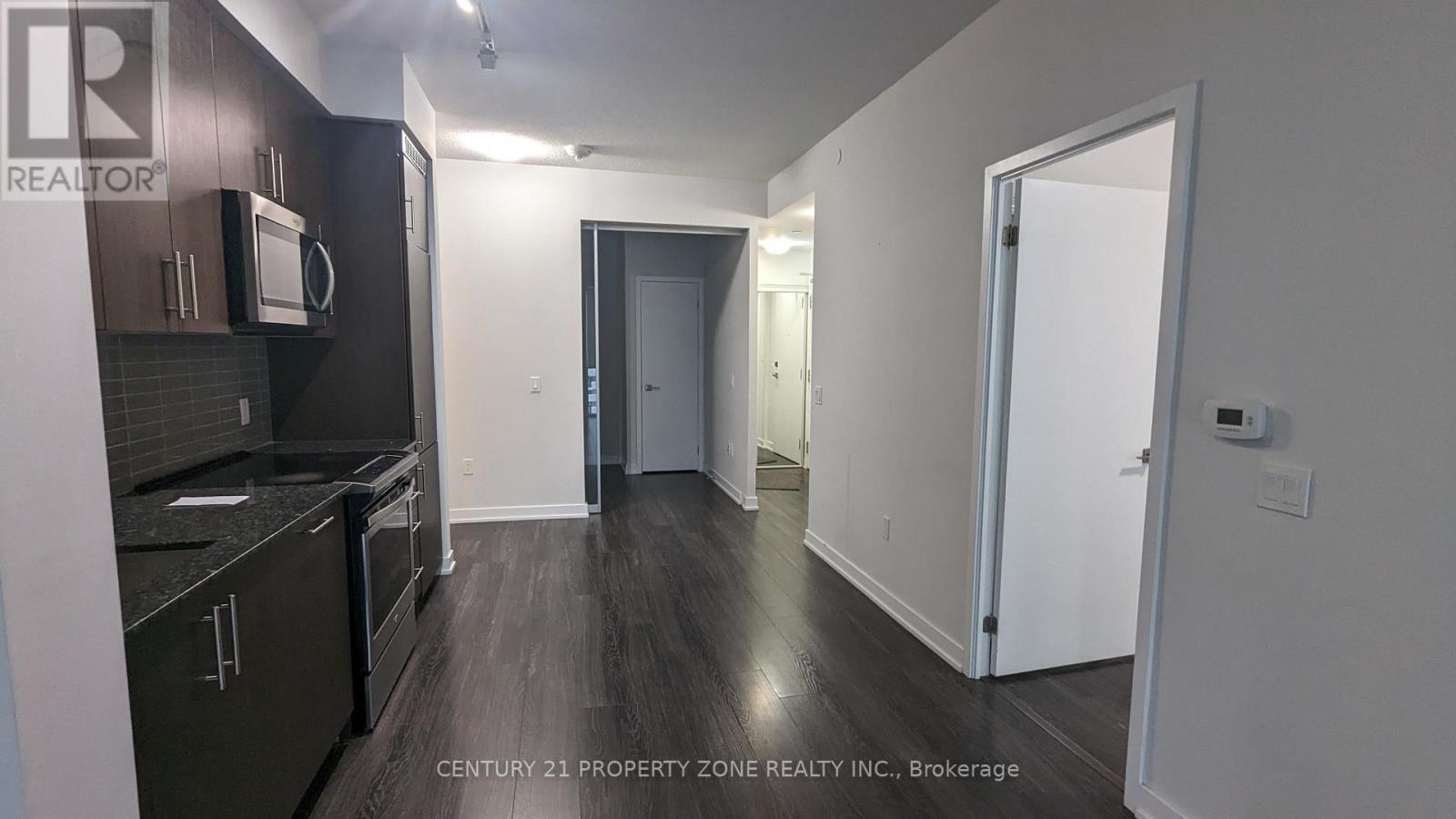 2316 - 4055 Parkside Village Drive, Mississauga, Ontario  M5B 0K8 - Photo 4 - W13148182