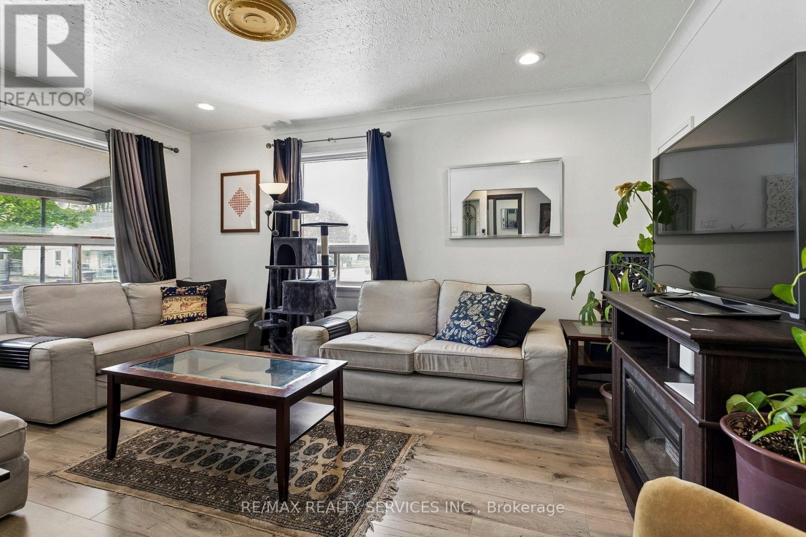 30 Eastern Avenue, Brampton, Ontario  L6W 1X6 - Photo 6 - W13148270
