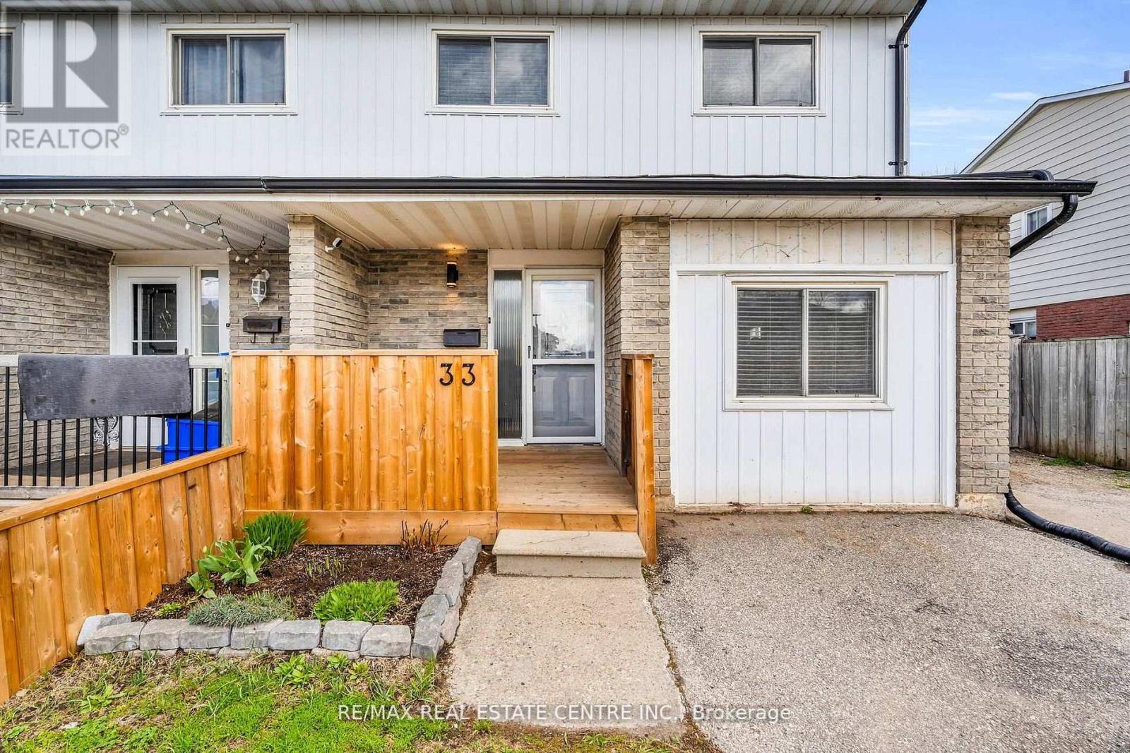 33 Fourth Avenue, Orangeville, Ontario  L9W 3S7 - Photo 2 - W13148394