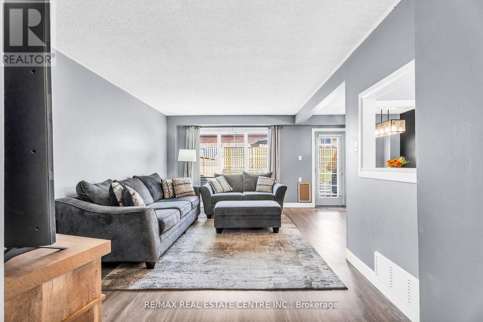 33 Fourth Avenue, Orangeville, Ontario  L9W 3S7 - Photo 6 - W13148394
