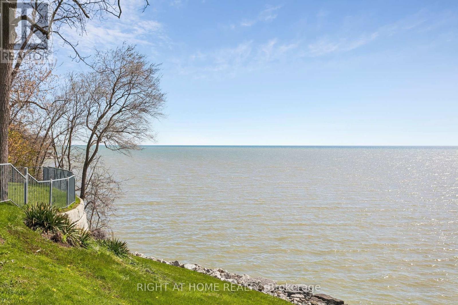 402 - 2075 Lakeshore Road, Burlington, Ontario L7R 1E2 - Photo 29 - W13148434