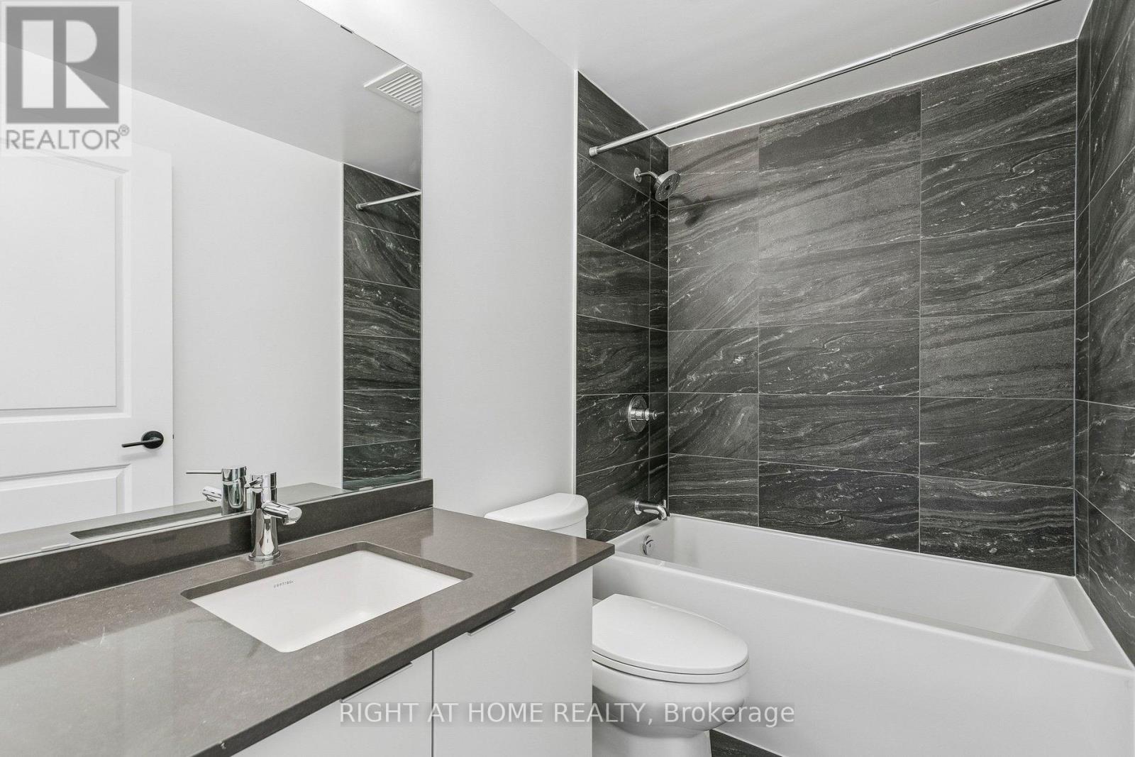 402 - 2075 Lakeshore Road, Burlington, Ontario L7R 1E2 - Photo 9 - W13148434