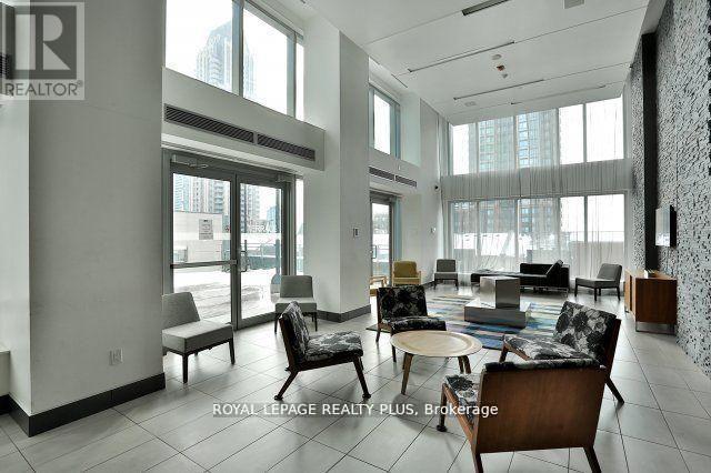 812 - 360 Square One Drive, Mississauga, Ontario L5B 0G7 - Photo 19 - W13148438