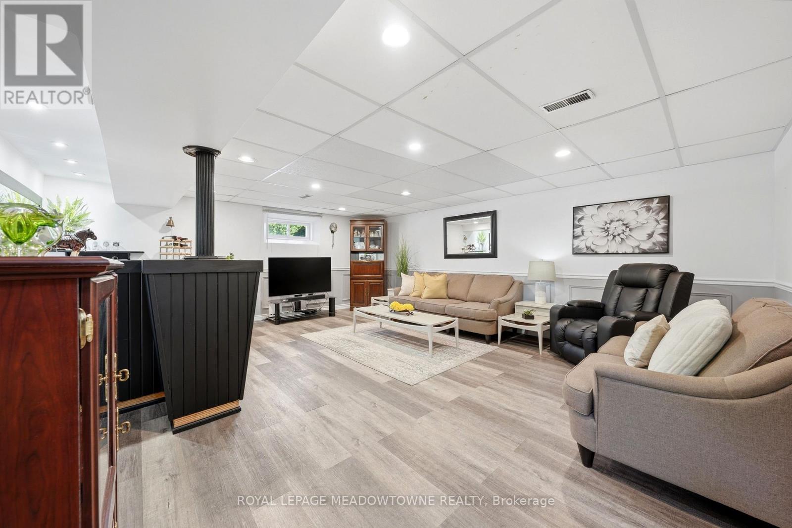 12 Heather Court, Halton Hills, Ontario  L7G 2R6 - Photo 29 - W13148444