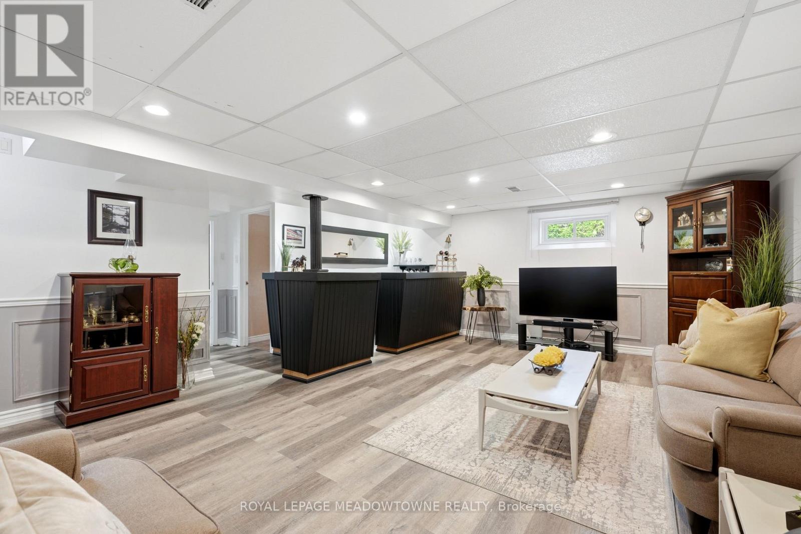 12 Heather Court, Halton Hills, Ontario  L7G 2R6 - Photo 30 - W13148444