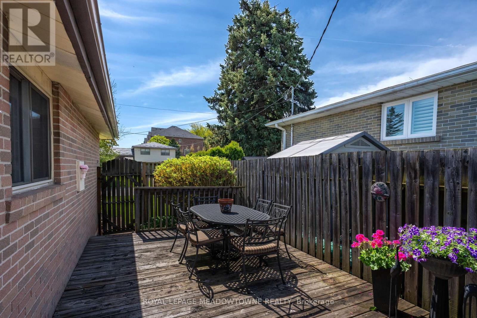 12 Heather Court, Halton Hills, Ontario  L7G 2R6 - Photo 38 - W13148444