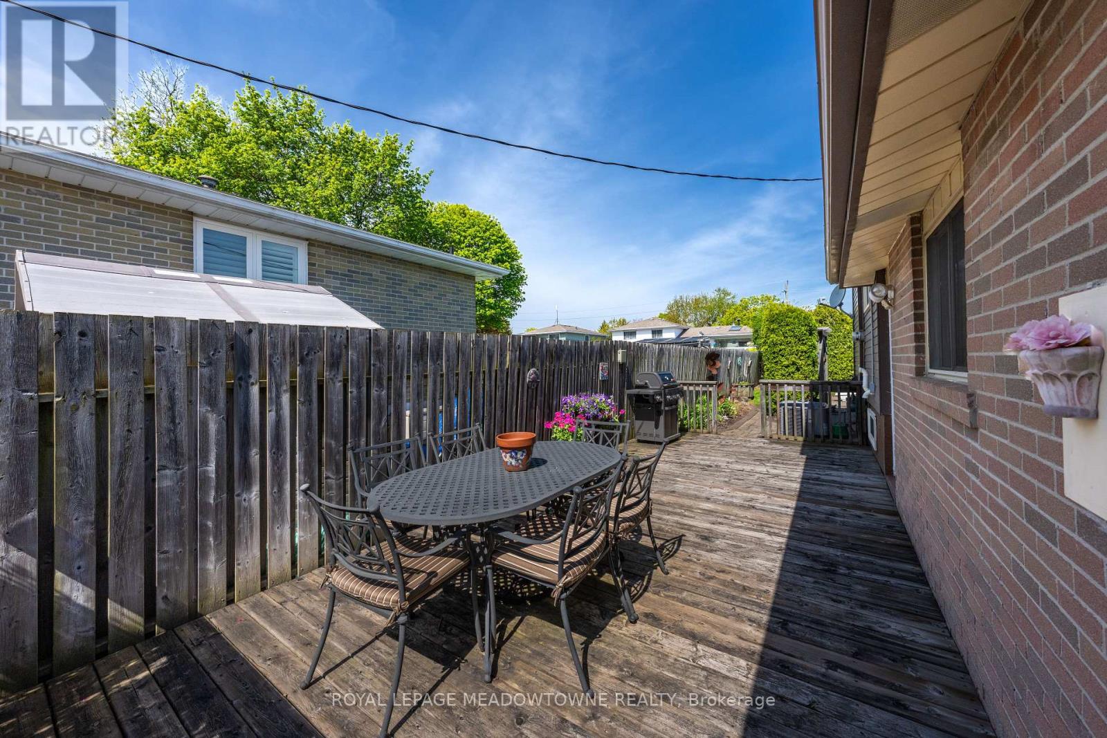 12 Heather Court, Halton Hills, Ontario  L7G 2R6 - Photo 39 - W13148444