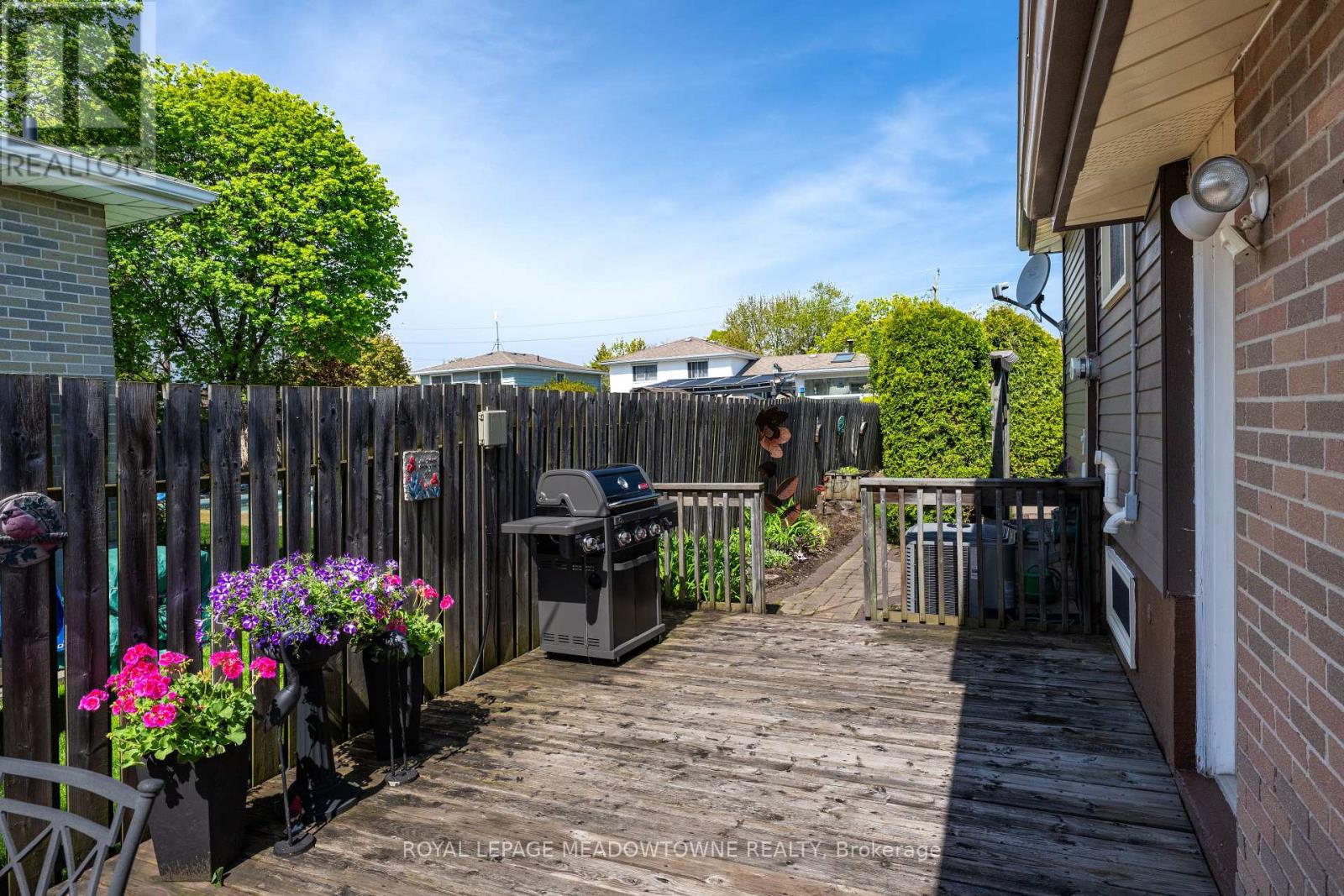 12 Heather Court, Halton Hills, Ontario  L7G 2R6 - Photo 40 - W13148444