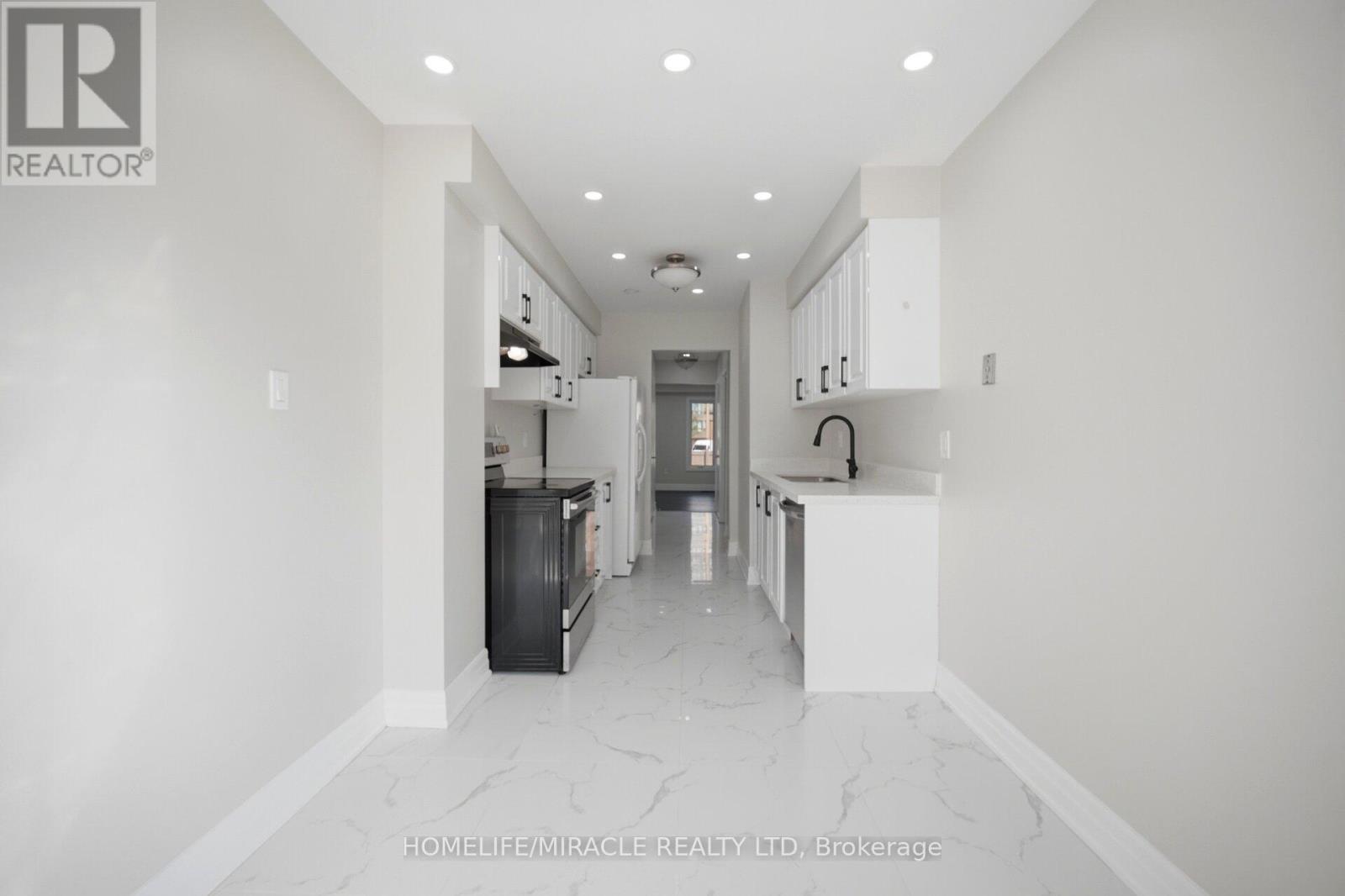 18 - 35 Ceremonial Drive, Mississauga, Ontario L5R 3G6 - Photo 12 - W13148500