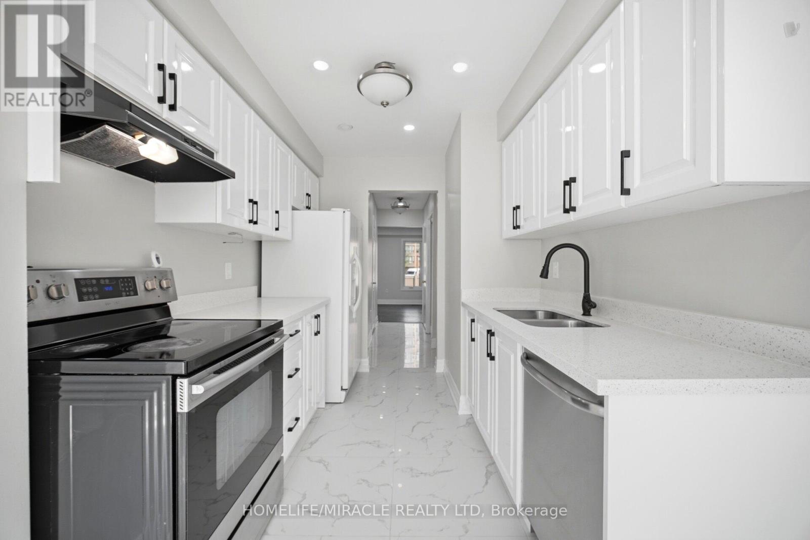 18 - 35 Ceremonial Drive, Mississauga, Ontario L5R 3G6 - Photo 9 - W13148500