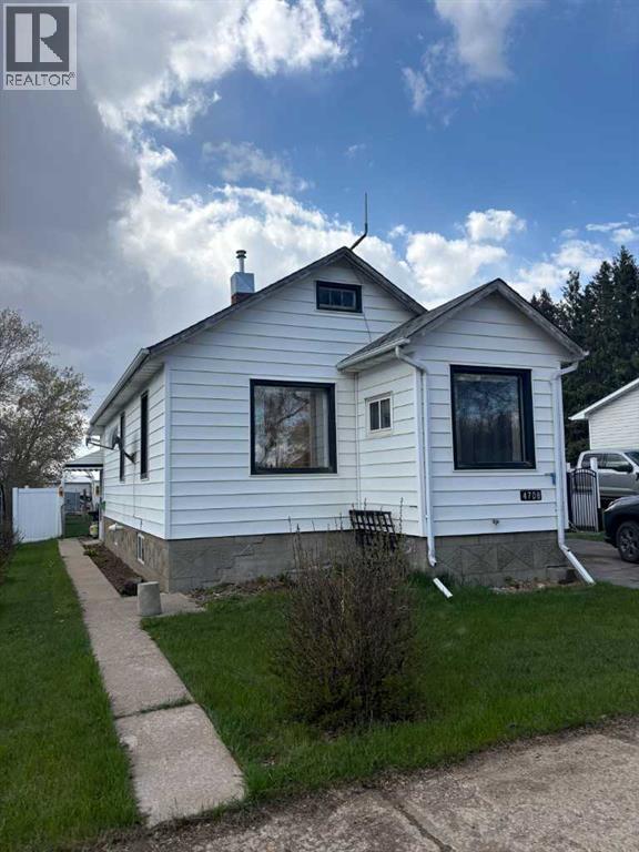 4708 50 Street, Myrnam, Alberta  T0B 3K0 - Photo 2 - A2277695