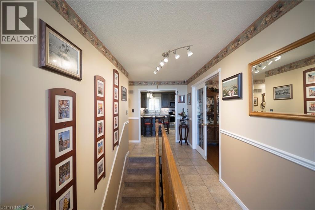 25 Maplecrest Lane, Brantford, Ontario N3R 7T9 - Photo 7 - 40831531