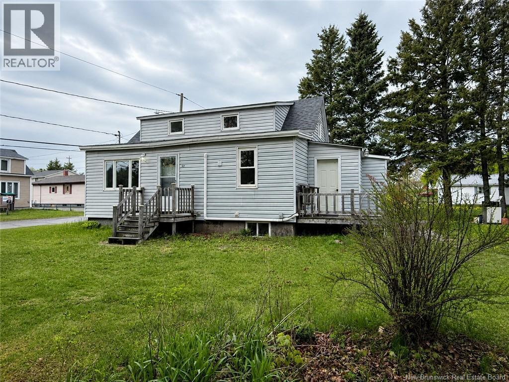 37 St-Jean Baptiste Street, Bouctouche, New Brunswick  E4S 3W1 - Photo 1 - NB139863