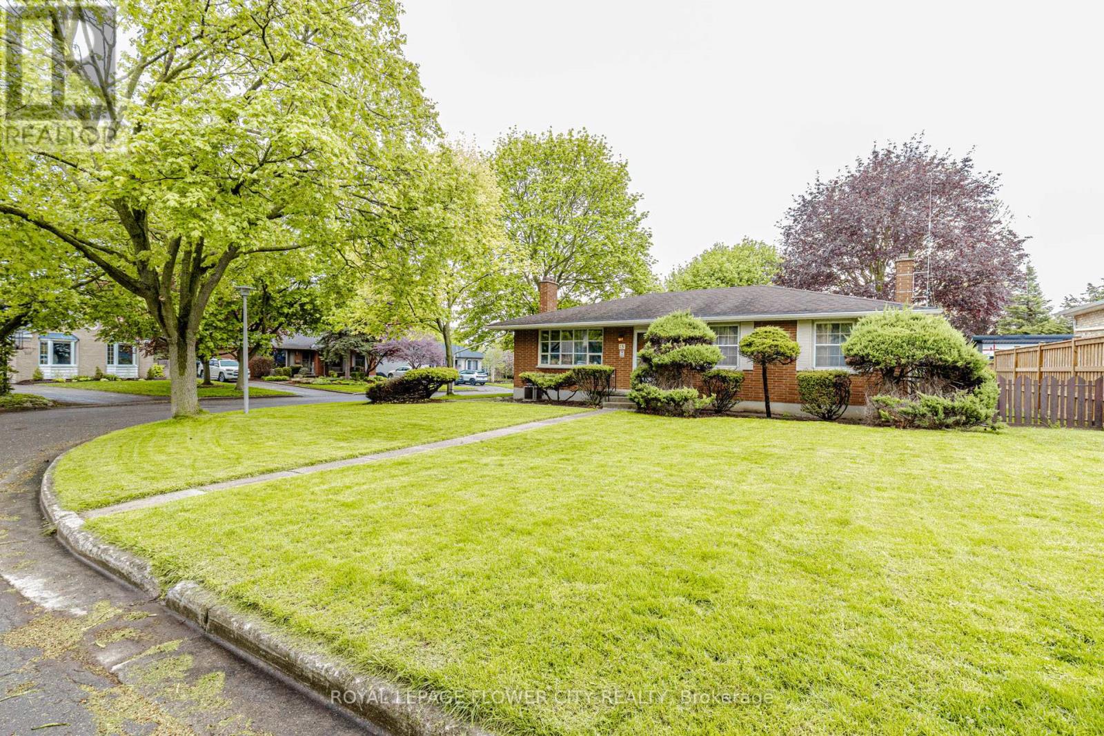 15 Cumberland Crescent, London North, Ontario  N5X 1B7 - Photo 2 - X13148108