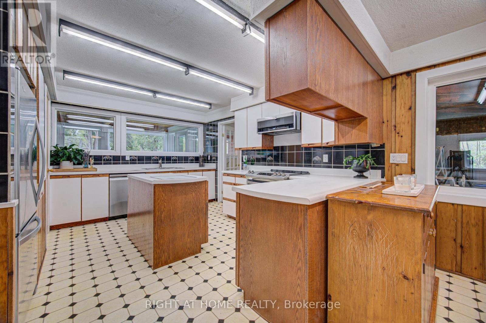 536 11th Con Road E, Hamilton, Ontario  L8B 1J1 - Photo 18 - X13148142