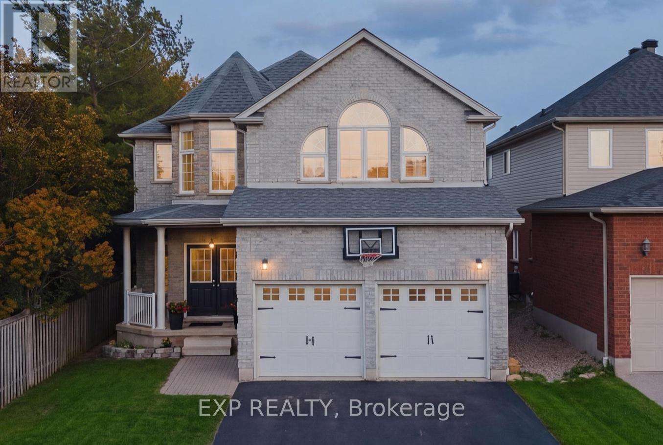 606 DOON DRIVE S, Kitchener, Ontario