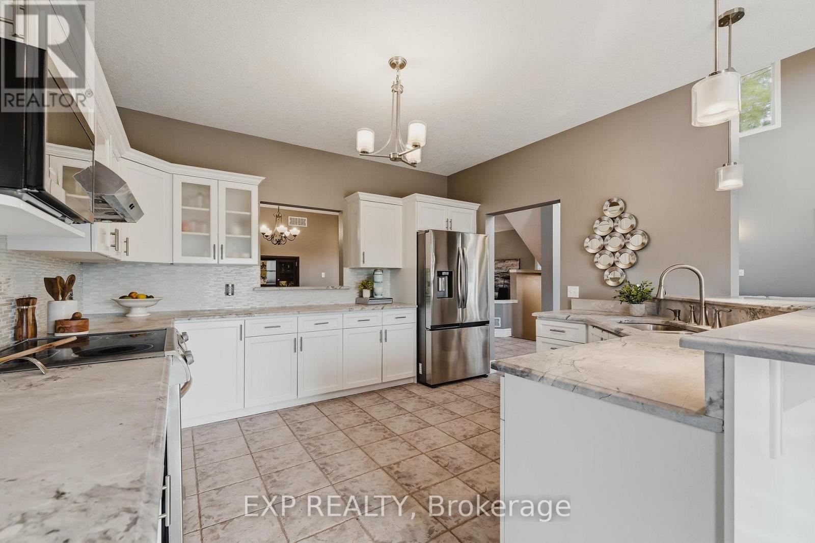 606 Doon Drive S, Kitchener, Ontario  N2P 2X4 - Photo 17 - X13148436