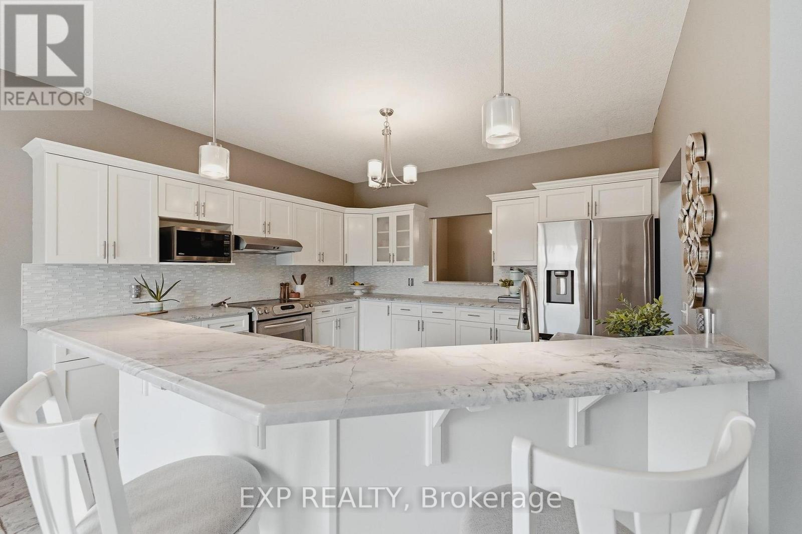 606 Doon Drive S, Kitchener, Ontario  N2P 2X4 - Photo 18 - X13148436