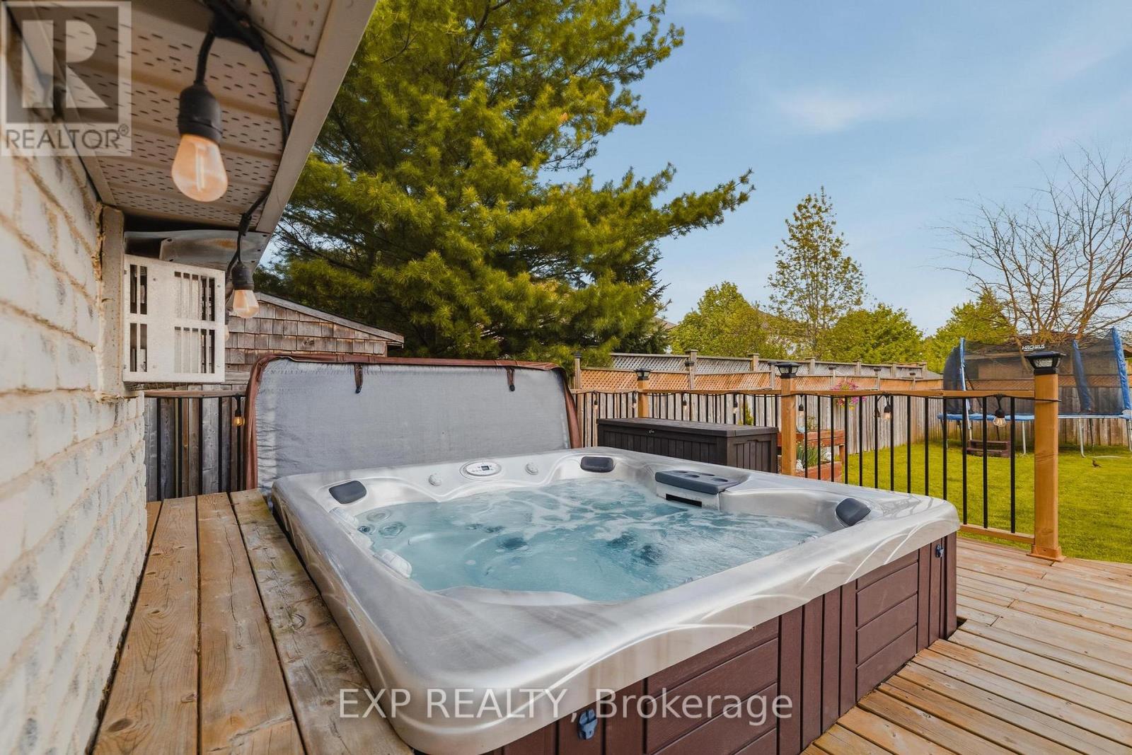 606 Doon Drive S, Kitchener, Ontario  N2P 2X4 - Photo 36 - X13148436
