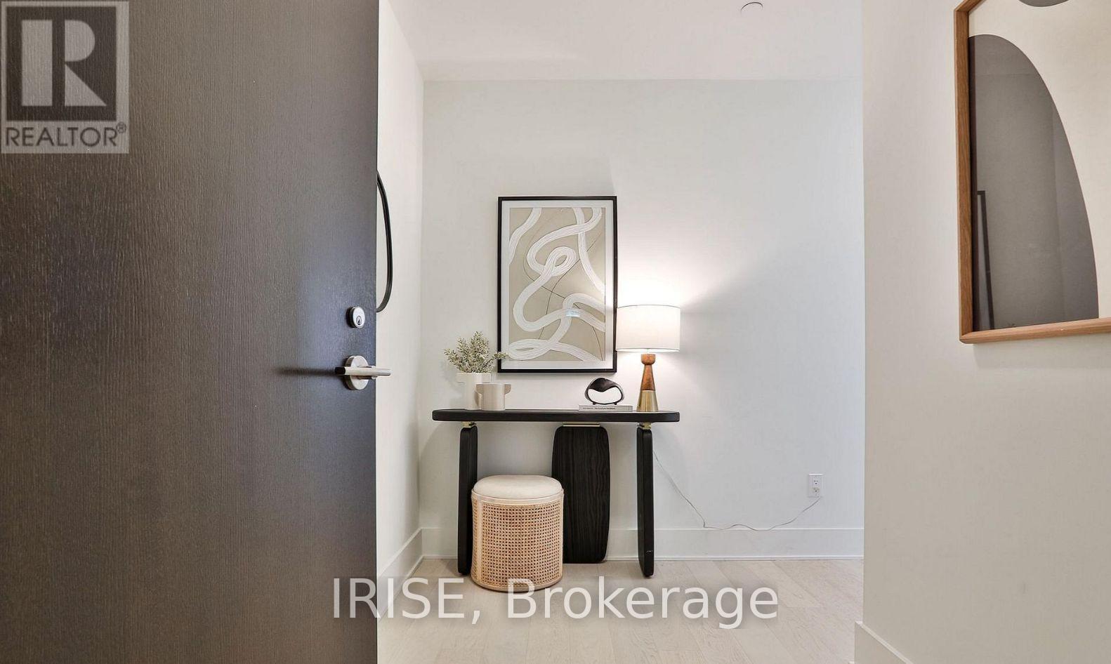 5702 - 11 YORKVILLE AVENUE - Photo 4