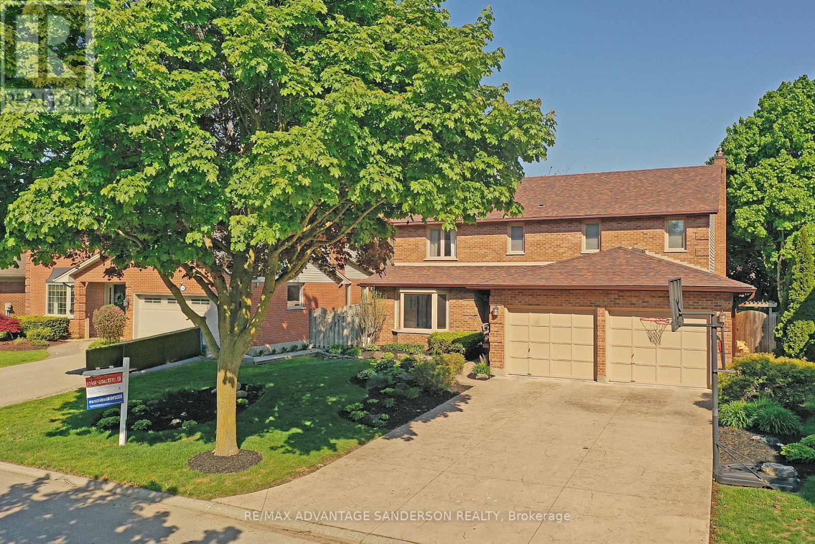 512 JEFFREYBROOK DRIVE, London North, Ontario