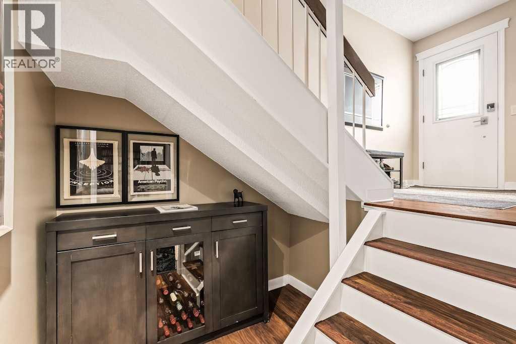 99 Brae Glen Lane SW, Calgary, Alberta  T2W 1B6 - Photo 29 - A2312701