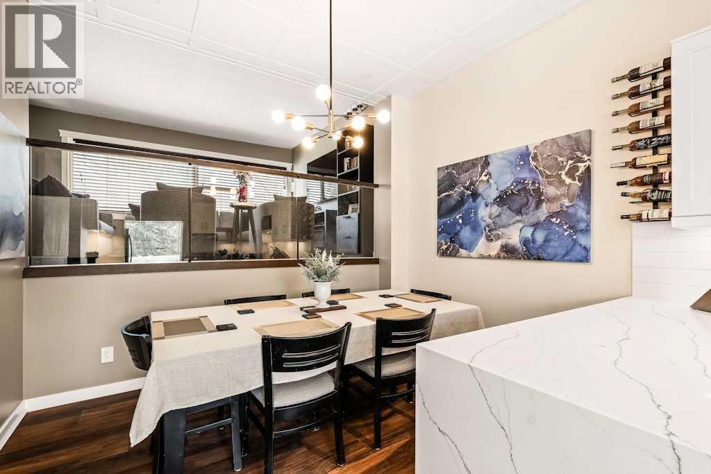 99 Brae Glen Lane SW, Calgary, Alberta  T2W 1B6 - Photo 7 - A2312701