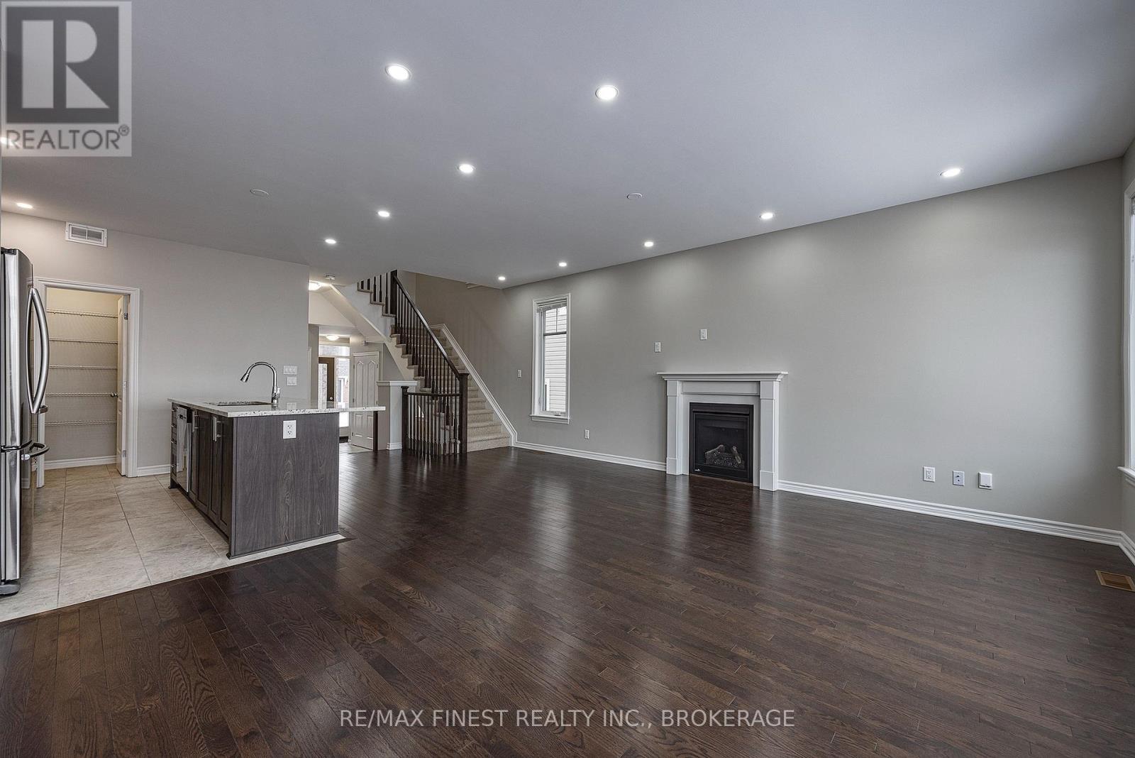 1113 Barrow Avenue, Kingston, Ontario  K7M 0G4 - Photo 19 - X13148668