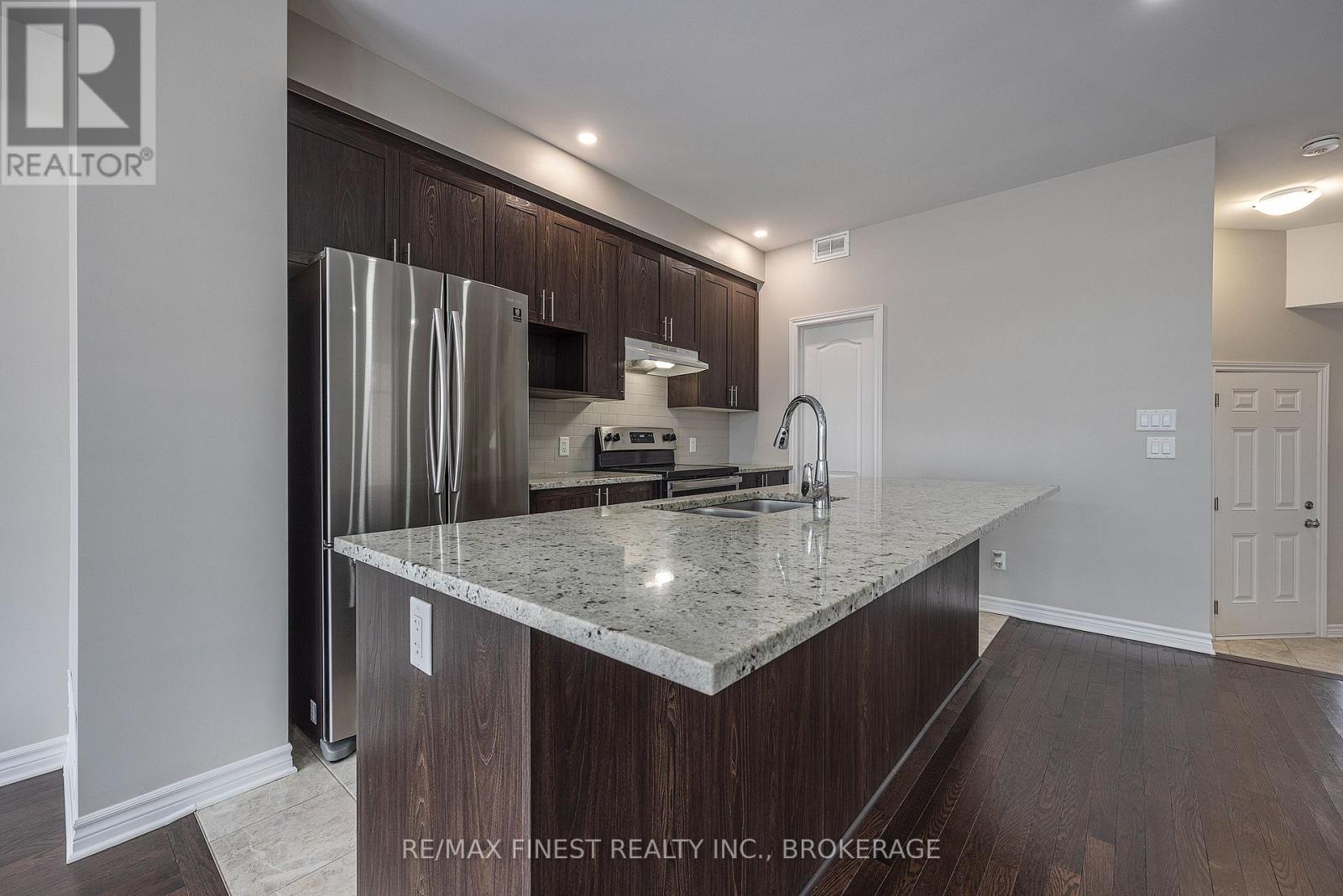 1113 Barrow Avenue, Kingston, Ontario  K7M 0G4 - Photo 8 - X13148668