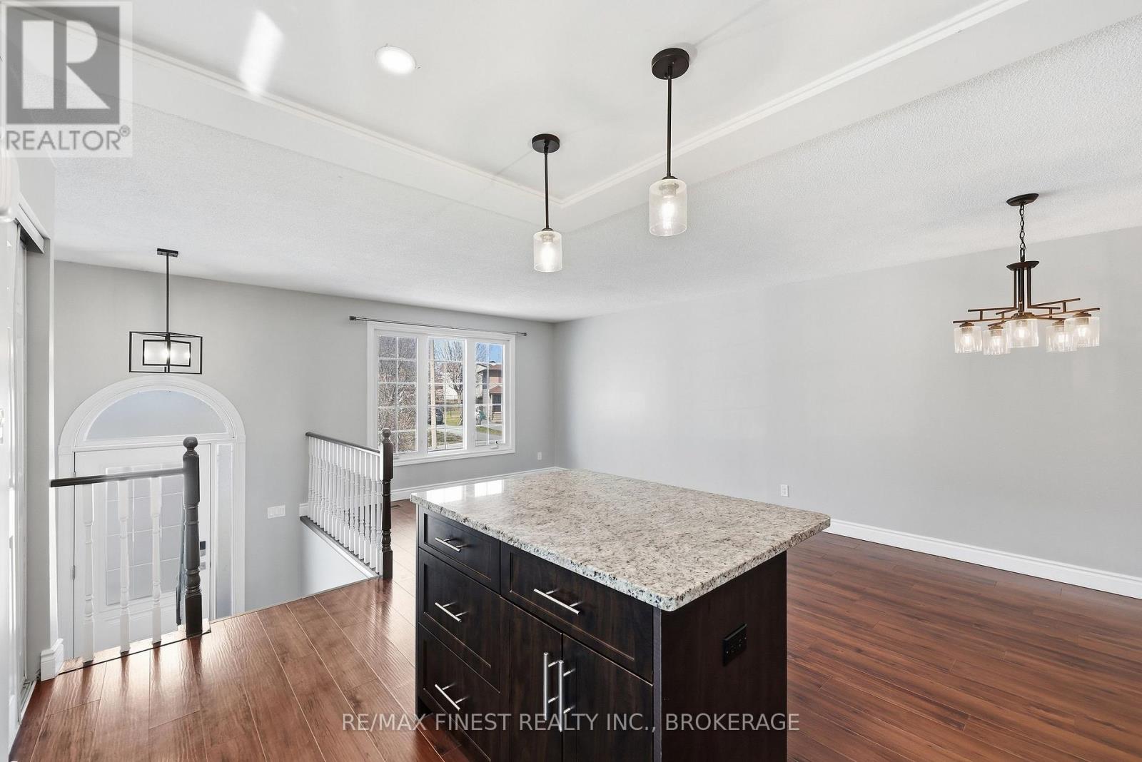 295 Owens Crescent, Kingston, Ontario  K7M 8G9 - Photo 7 - X13148672