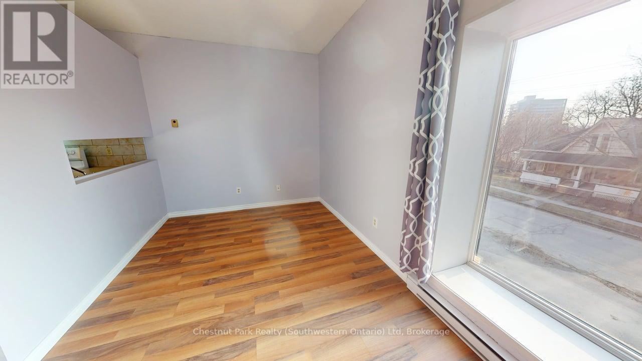 101 - 97 Farquhar Street, Guelph, Ontario  N1H 3N4 - Photo 5 - X13148732