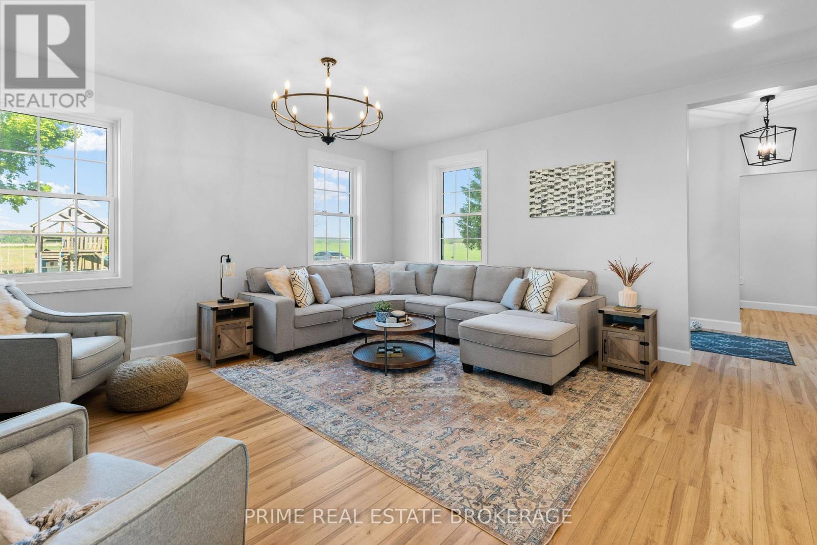 75285 London Road, Bluewater, Ontario  N0M 1J0 - Photo 16 - X13148792