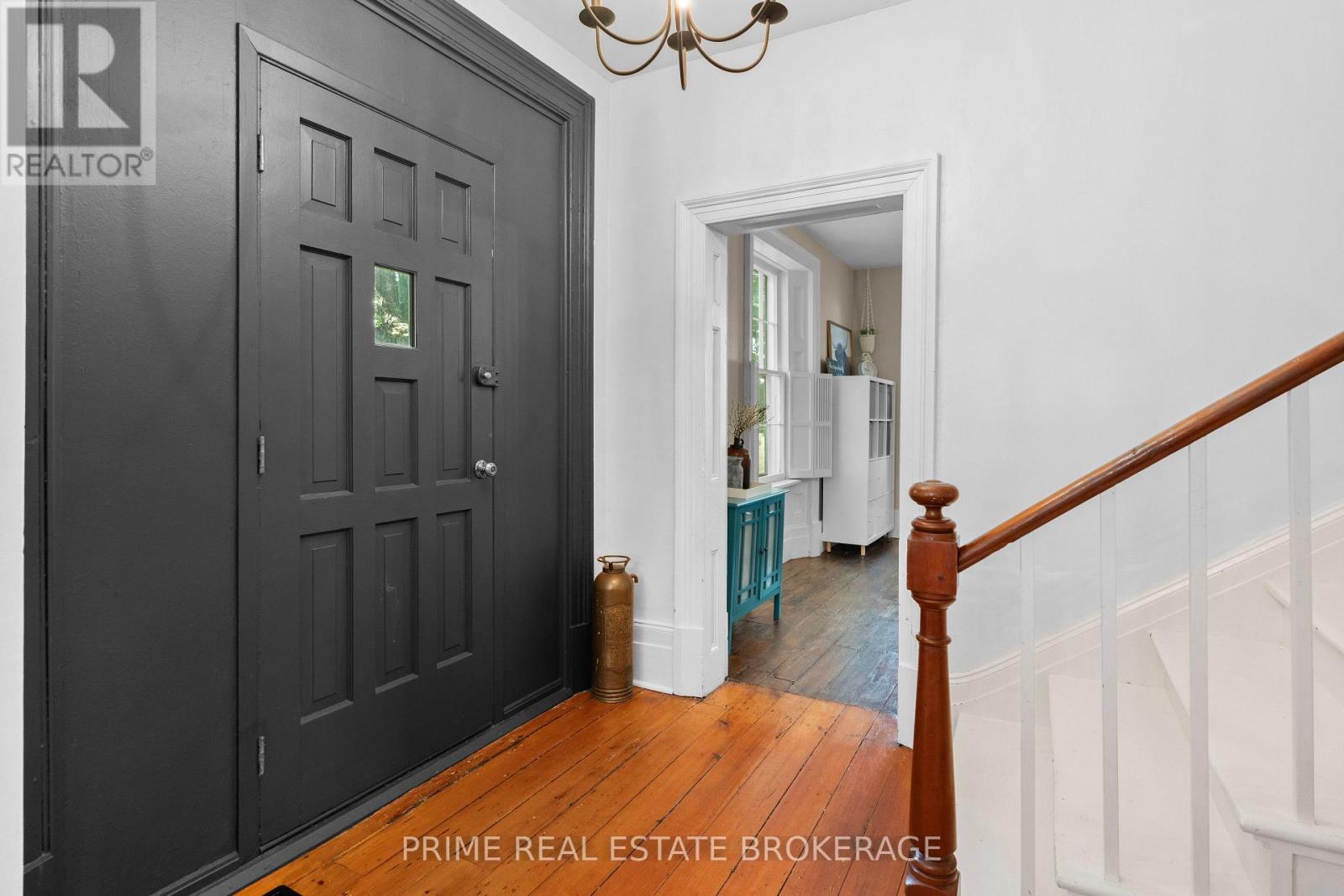 75285 London Road, Bluewater, Ontario  N0M 1J0 - Photo 4 - X13148792