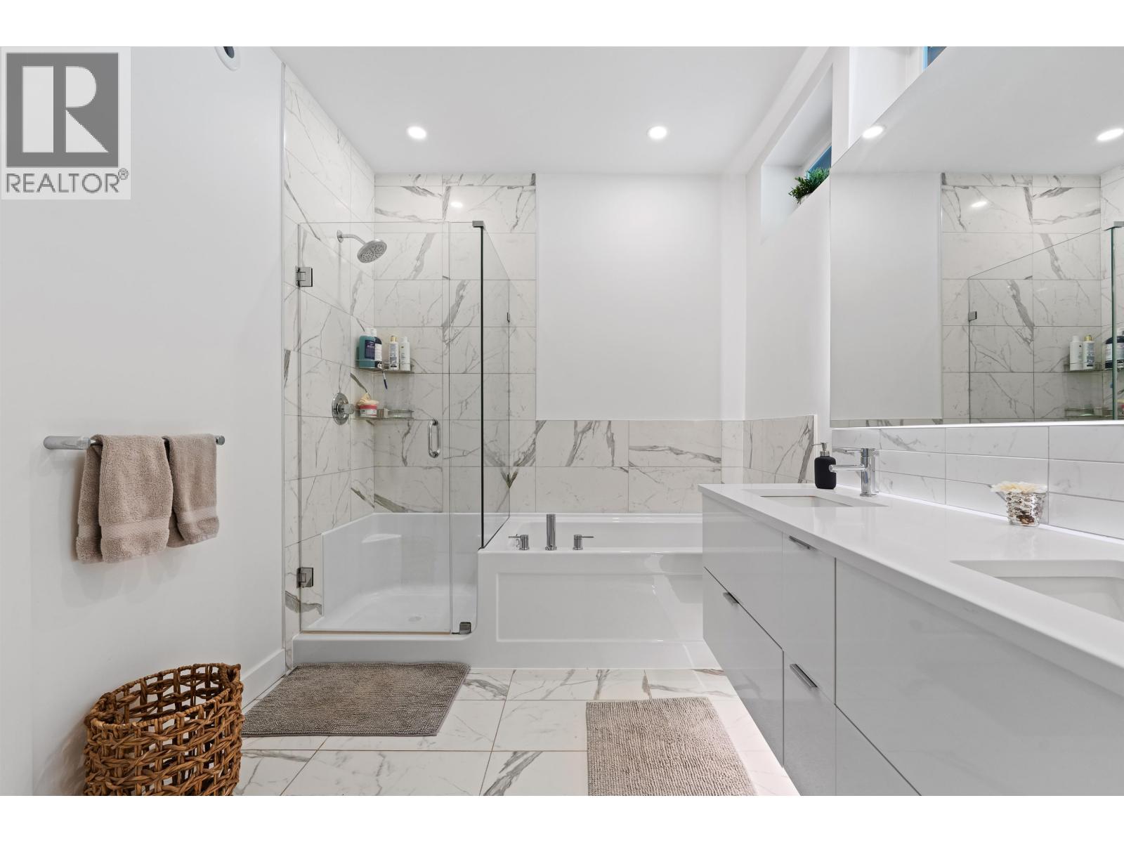 23 3596 Salal Drive, North Vancouver, British Columbia  V7G 0A9 - Photo 34 - R3125485