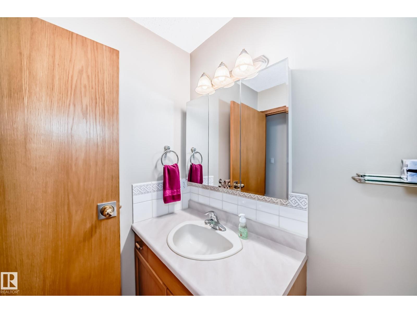 15330 99 Av Nw, Edmonton, Alberta  T5P 0H9 - Photo 37 - E4488729