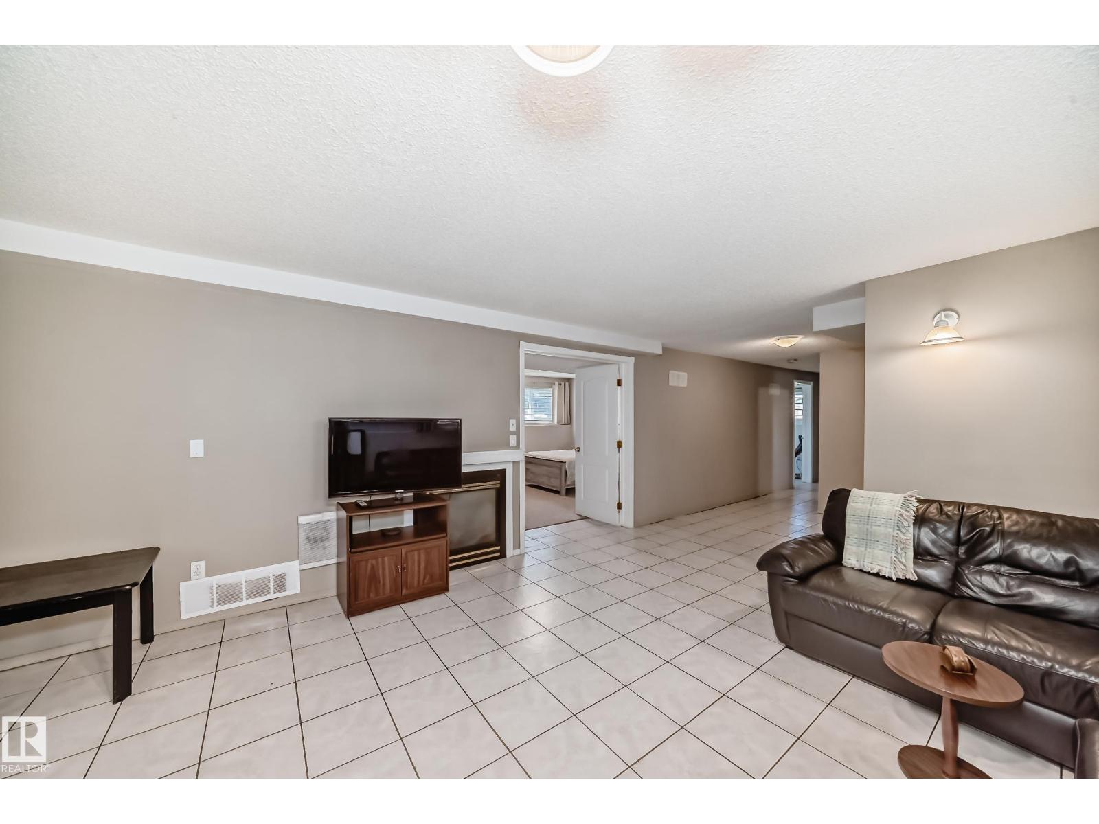15330 99 Av Nw, Edmonton, Alberta  T5P 0H9 - Photo 47 - E4488729