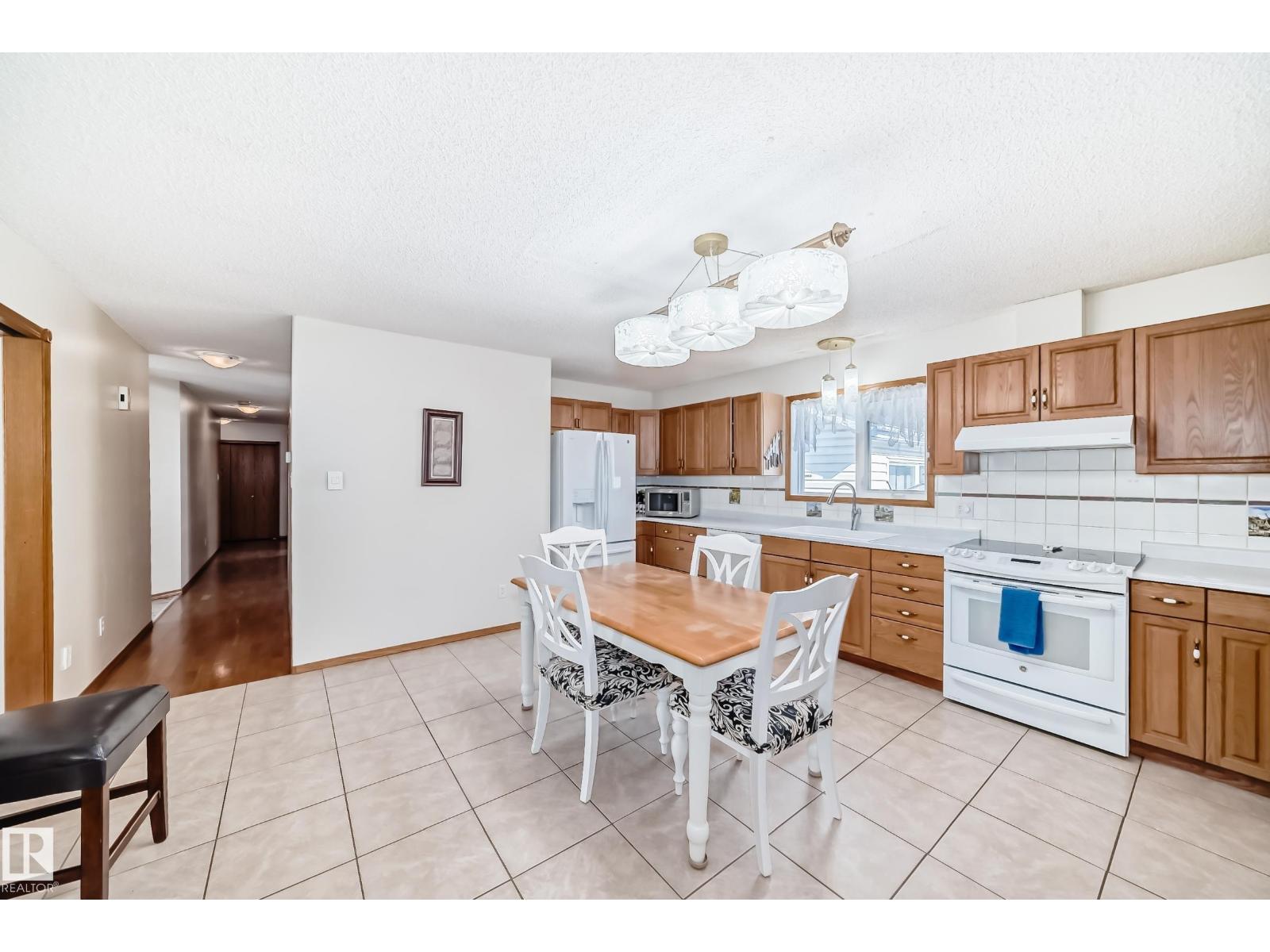 15330 99 Av Nw, Edmonton, Alberta  T5P 0H9 - Photo 9 - E4488729
