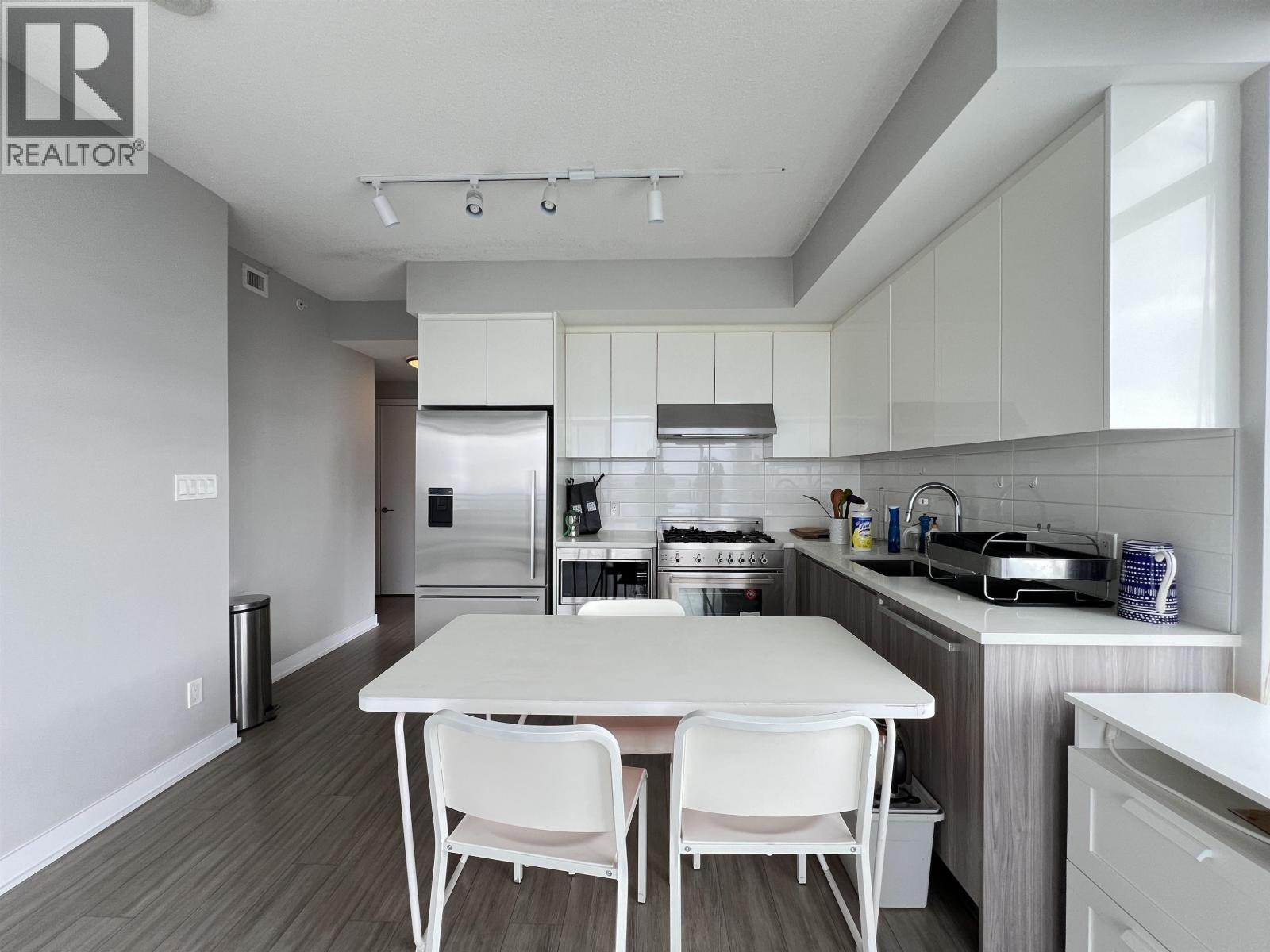4007 4900 Lennox Lane, Burnaby, British Columbia  V5H 0G9 - Photo 2 - R3125494