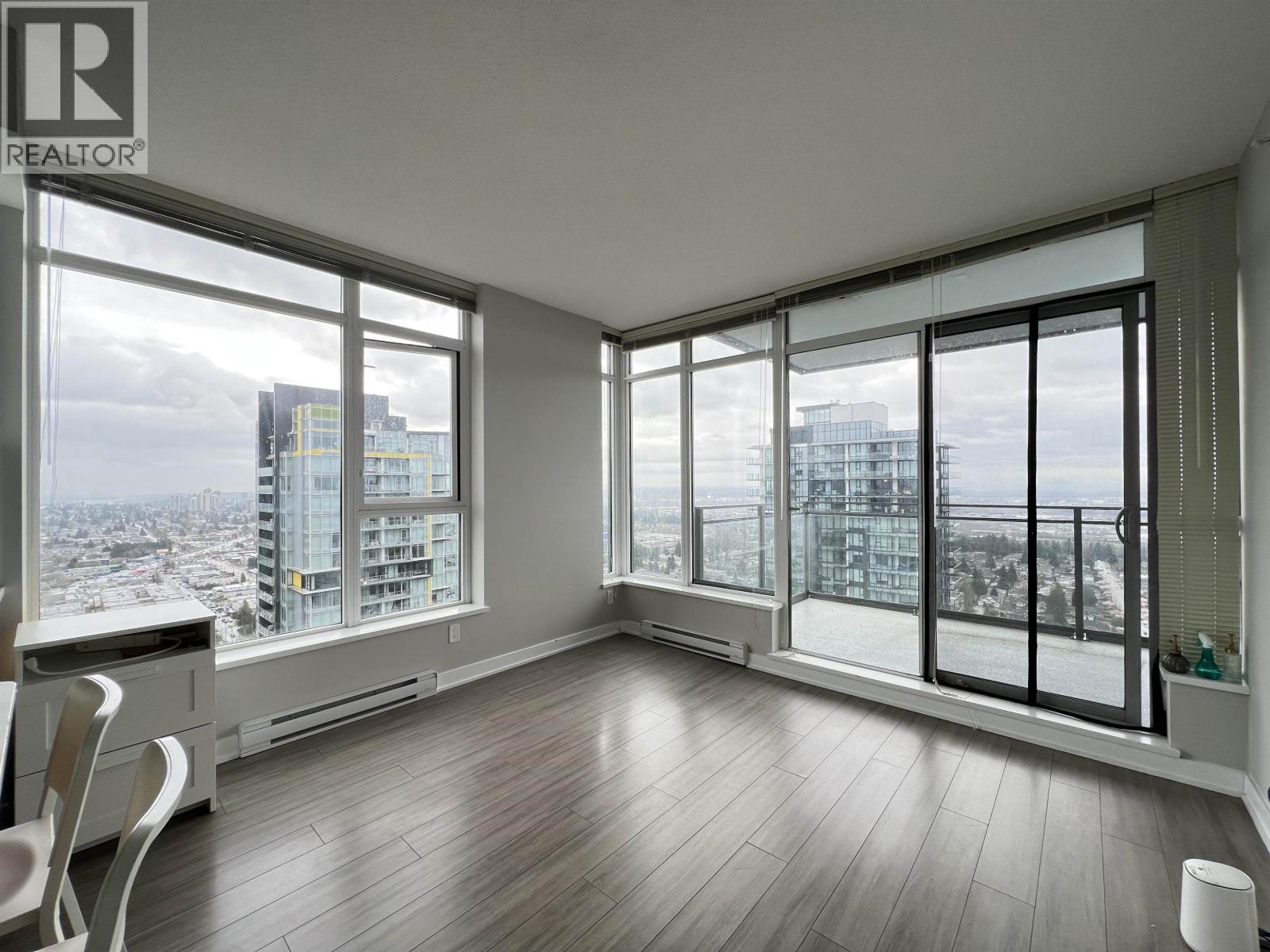 4007 4900 Lennox Lane, Burnaby, British Columbia  V5H 0G9 - Photo 5 - R3125494