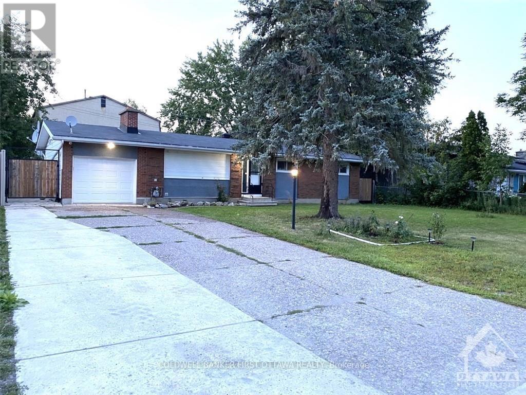 33 Wallford Way, Ottawa, Ontario  K2E 6B1 - Photo 2 - X13148560