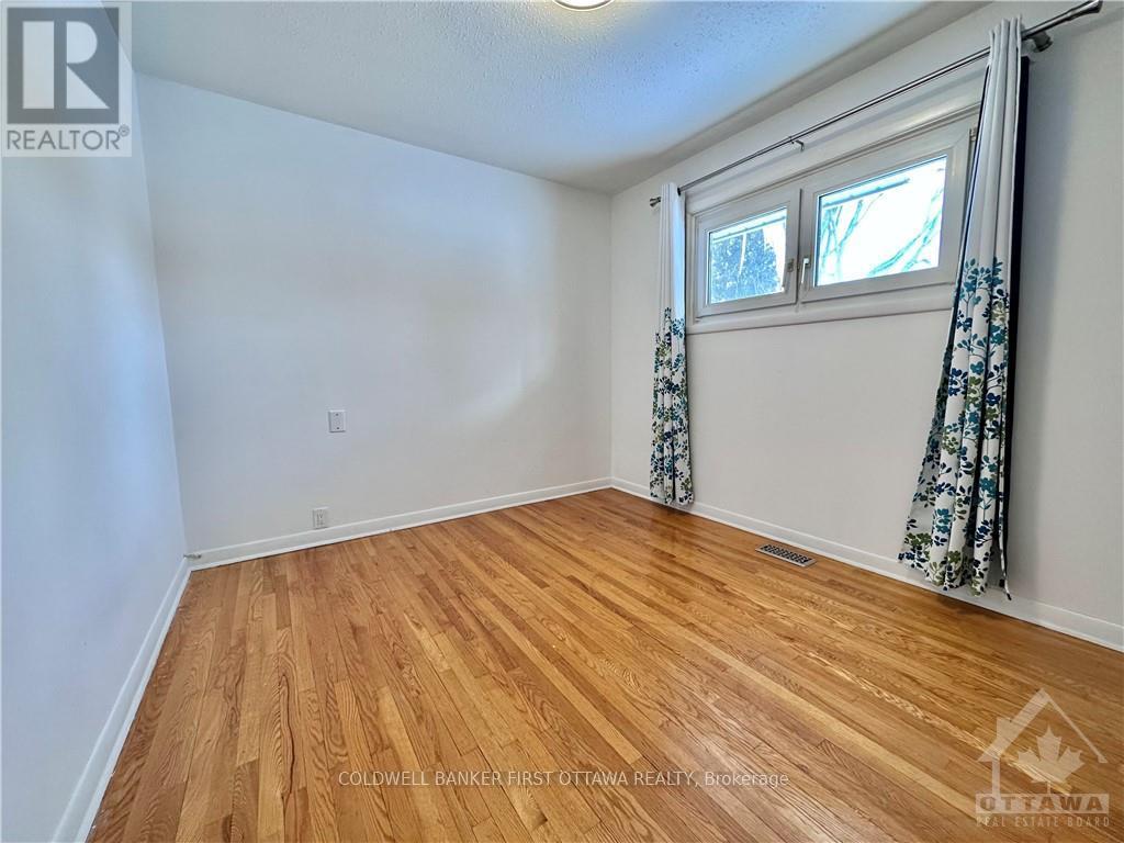 33 Wallford Way, Ottawa, Ontario  K2E 6B1 - Photo 9 - X13148560