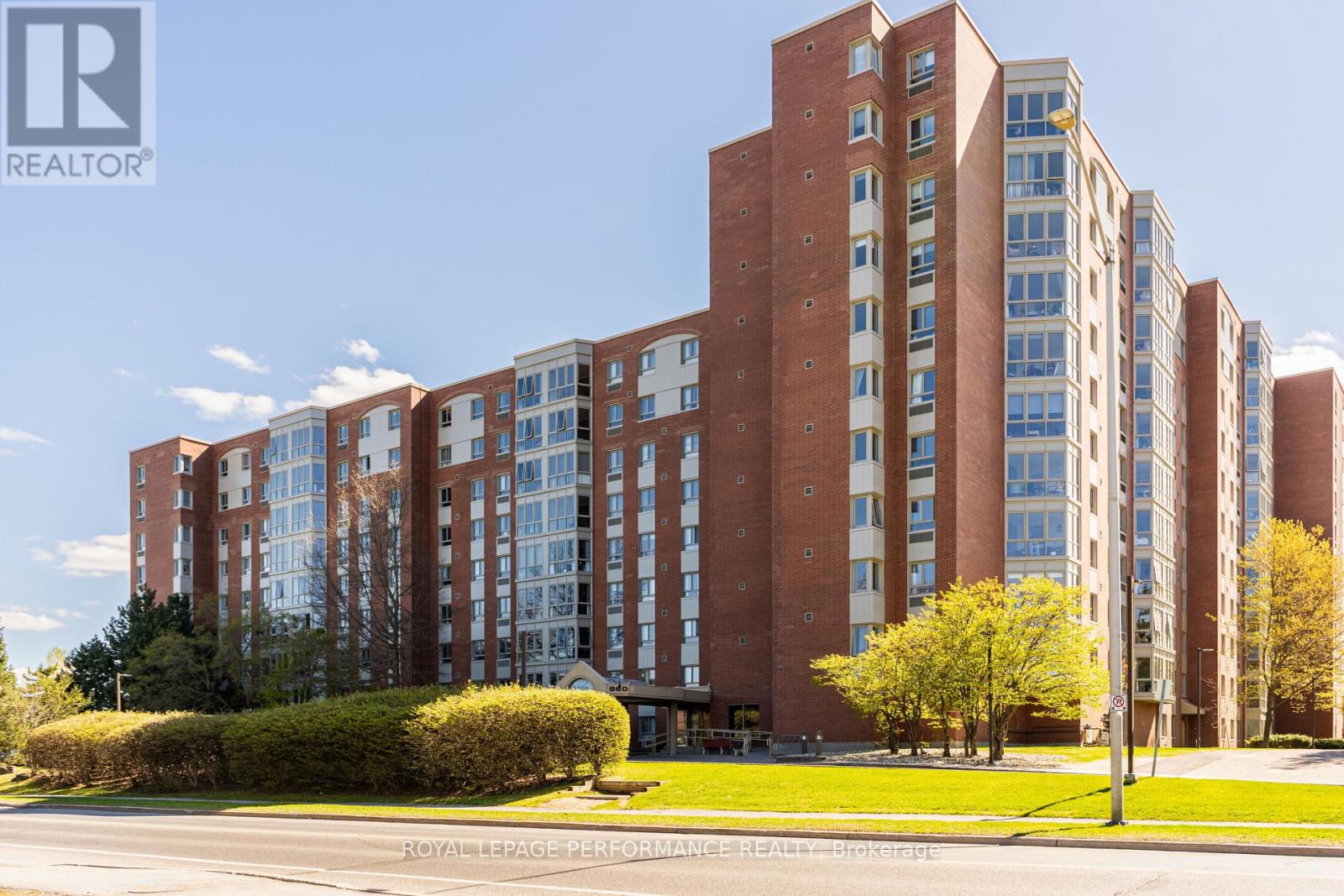 $379,000819 - 960 Teron Road, Ottawa, Ontario
