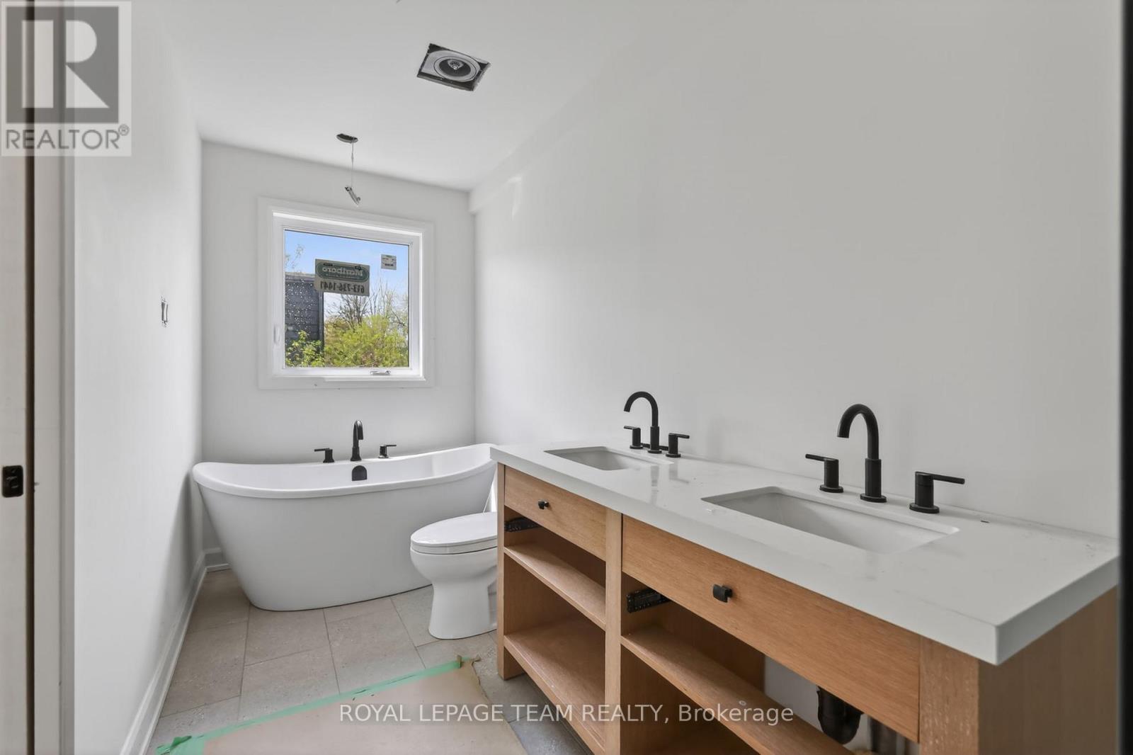 A - 608 Tweedsmuir Avenue, Ottawa, Ontario K1Z 5P3 - Photo 22 - X13148794
