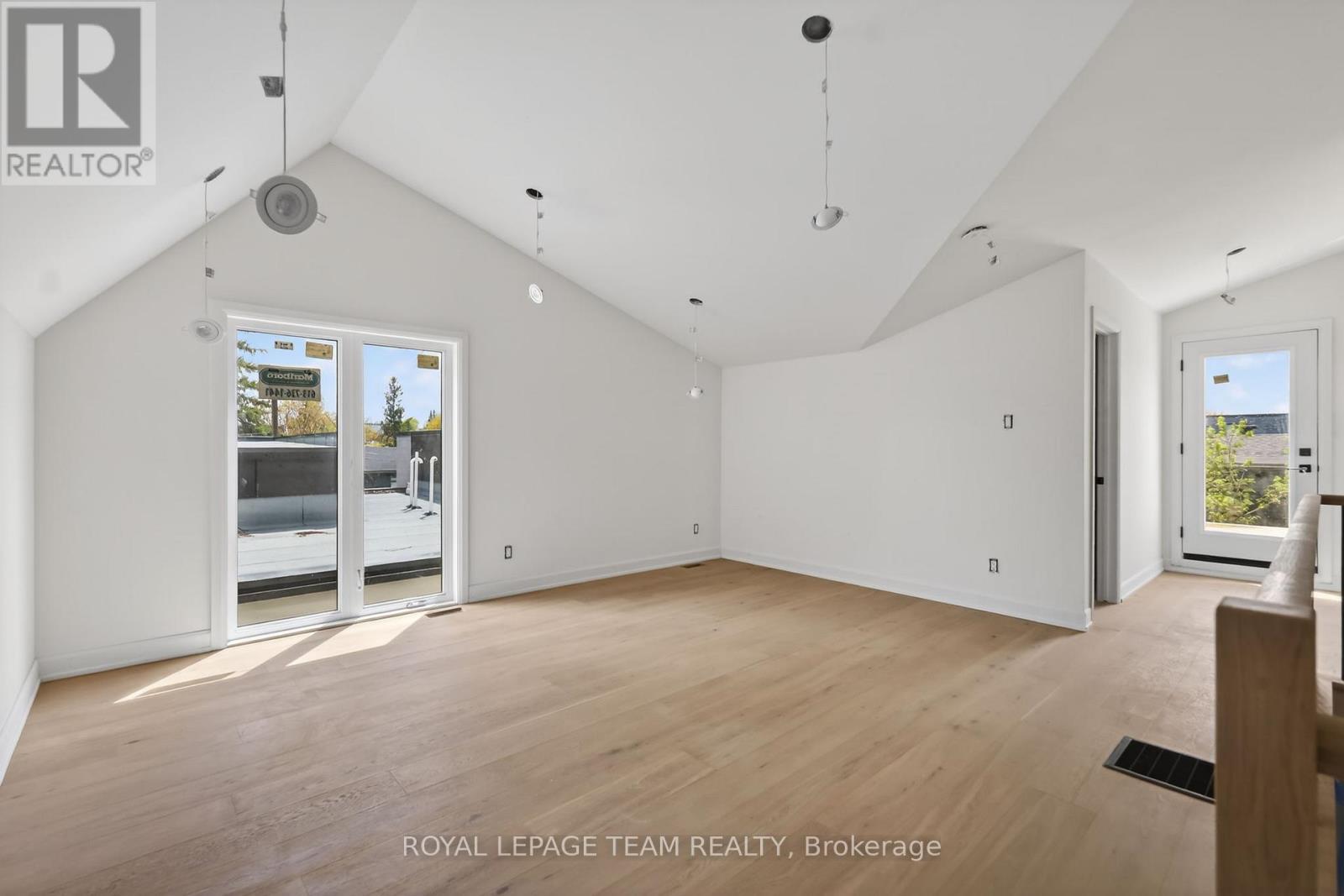 A - 608 Tweedsmuir Avenue, Ottawa, Ontario K1Z 5P3 - Photo 25 - X13148794