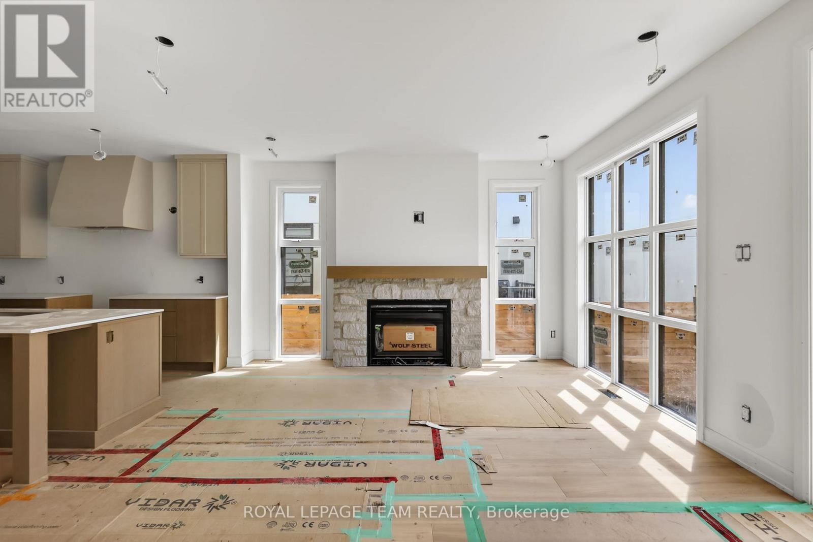 A - 608 Tweedsmuir Avenue, Ottawa, Ontario K1Z 5P3 - Photo 4 - X13148794
